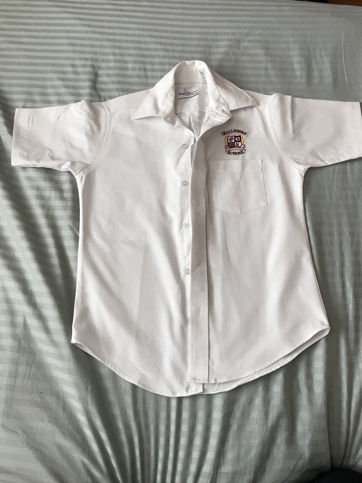 Challenger School Uniform – White Short Sleeve Oxford – 12 Husky