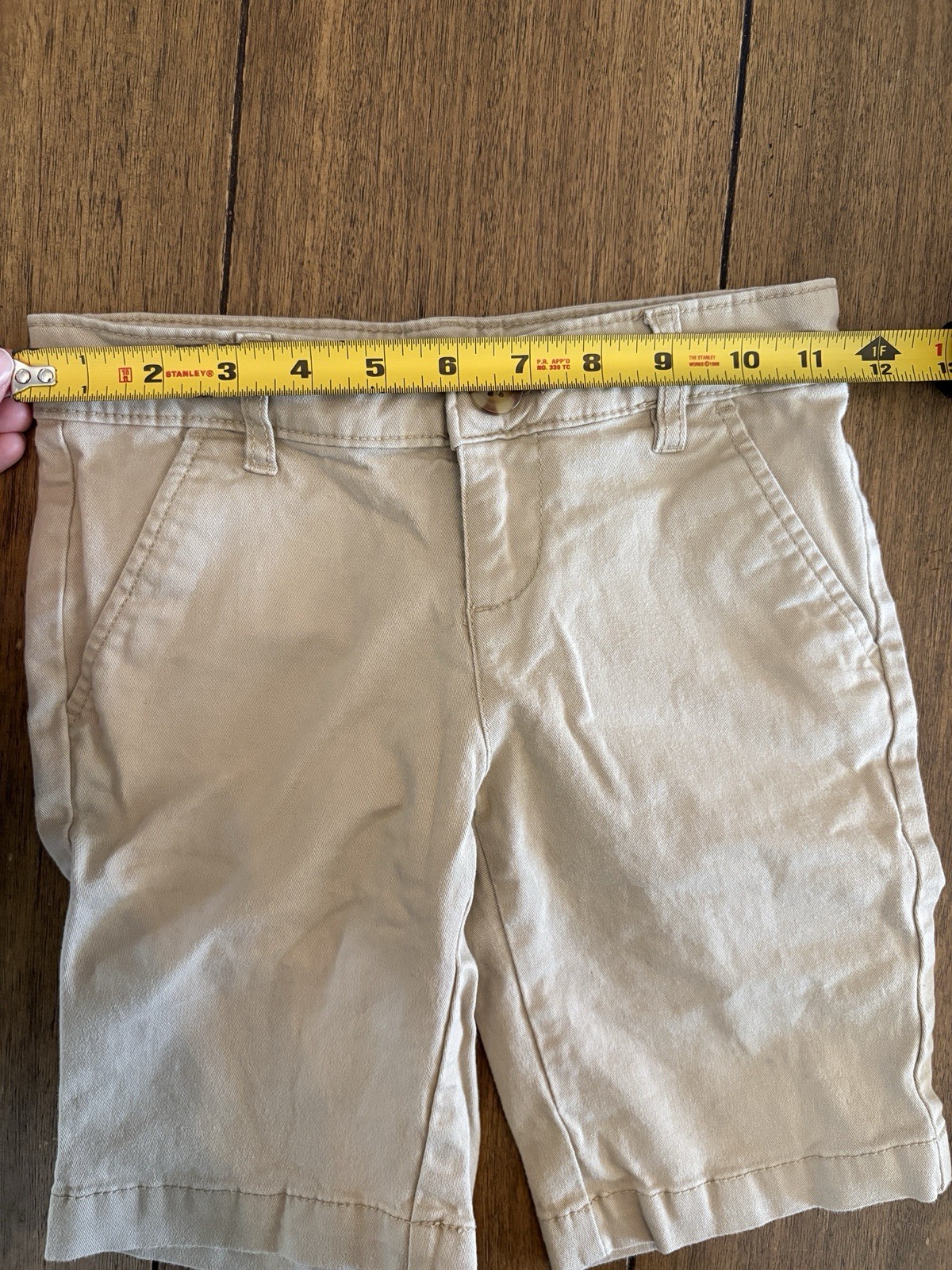 Old Navy French Toast Boys Uniform Bermuda Shorts Size 7 Beige 2 Piece Set
