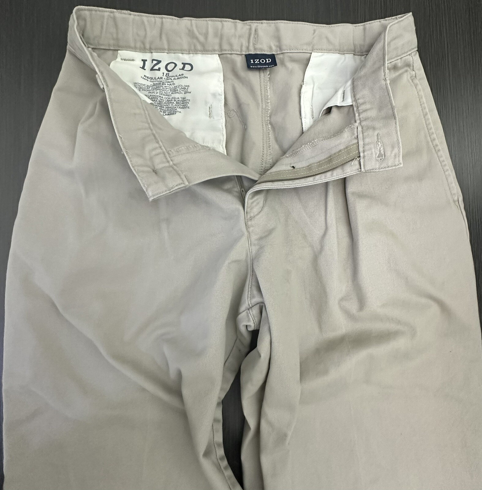 IZOD School Uniform Boys Pants Beige Pleated Front /100% Cotton /Size 18