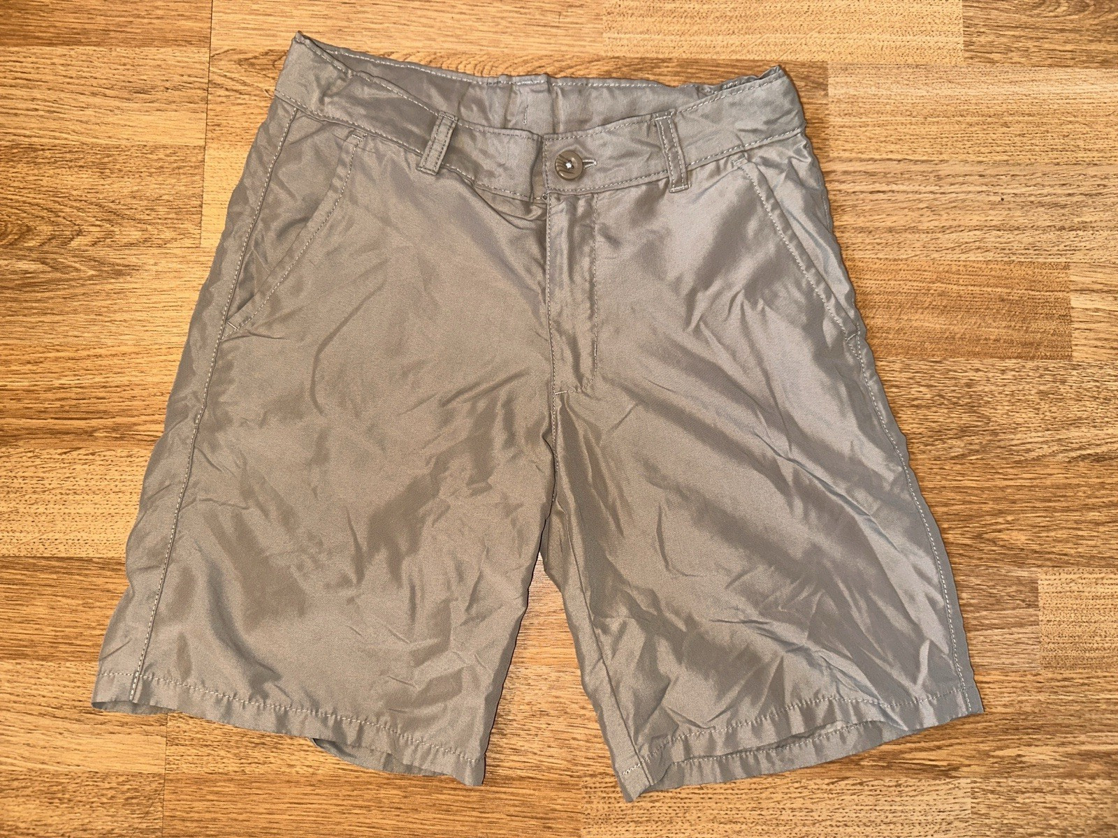 Lot of 2 Boys School Uniform Shorts – Chaps & IZOD – Tan & Navy -Size 10