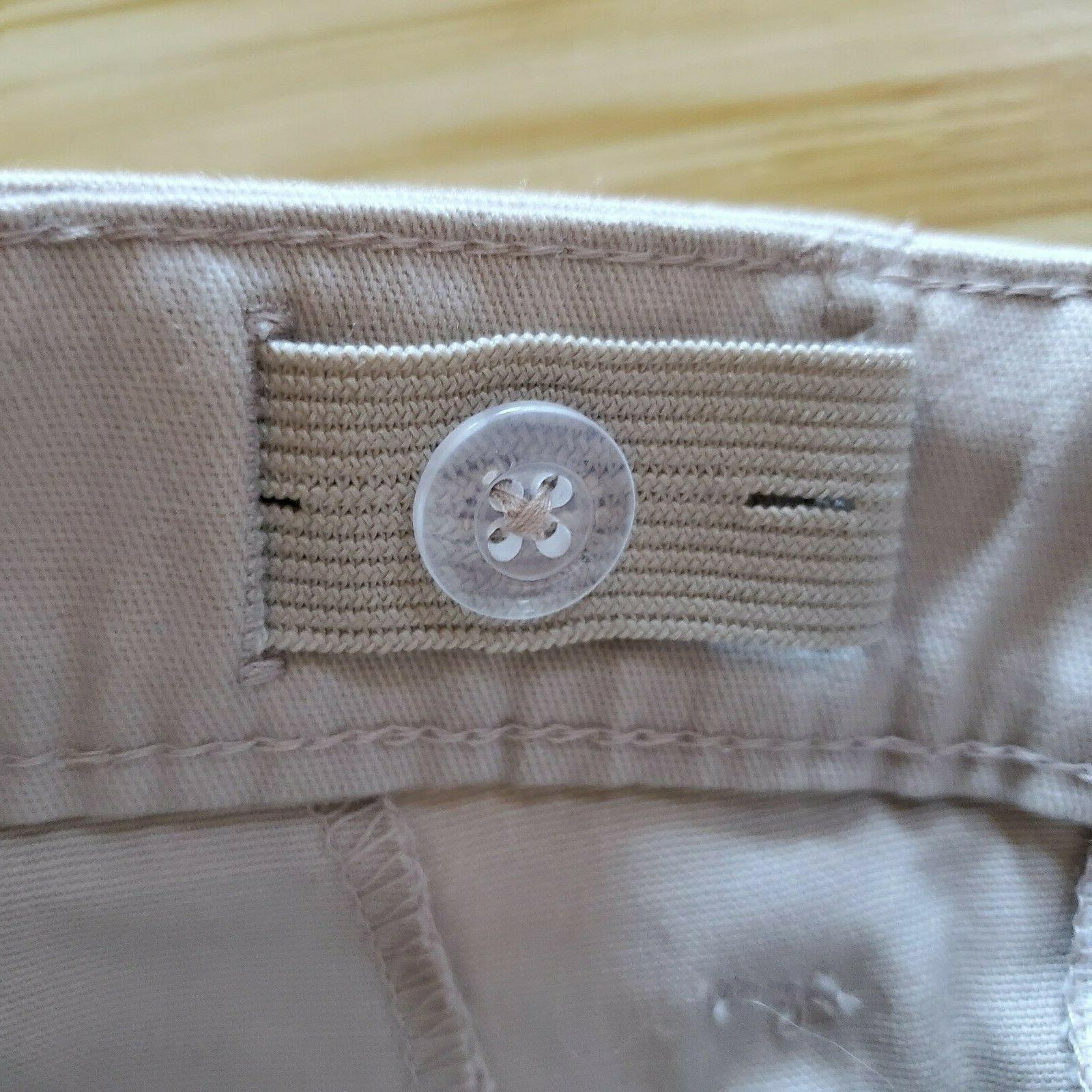 Old Navy Unisex Youth Shorts Beige Khaki School Uniform Pants Child Size 6 NWT