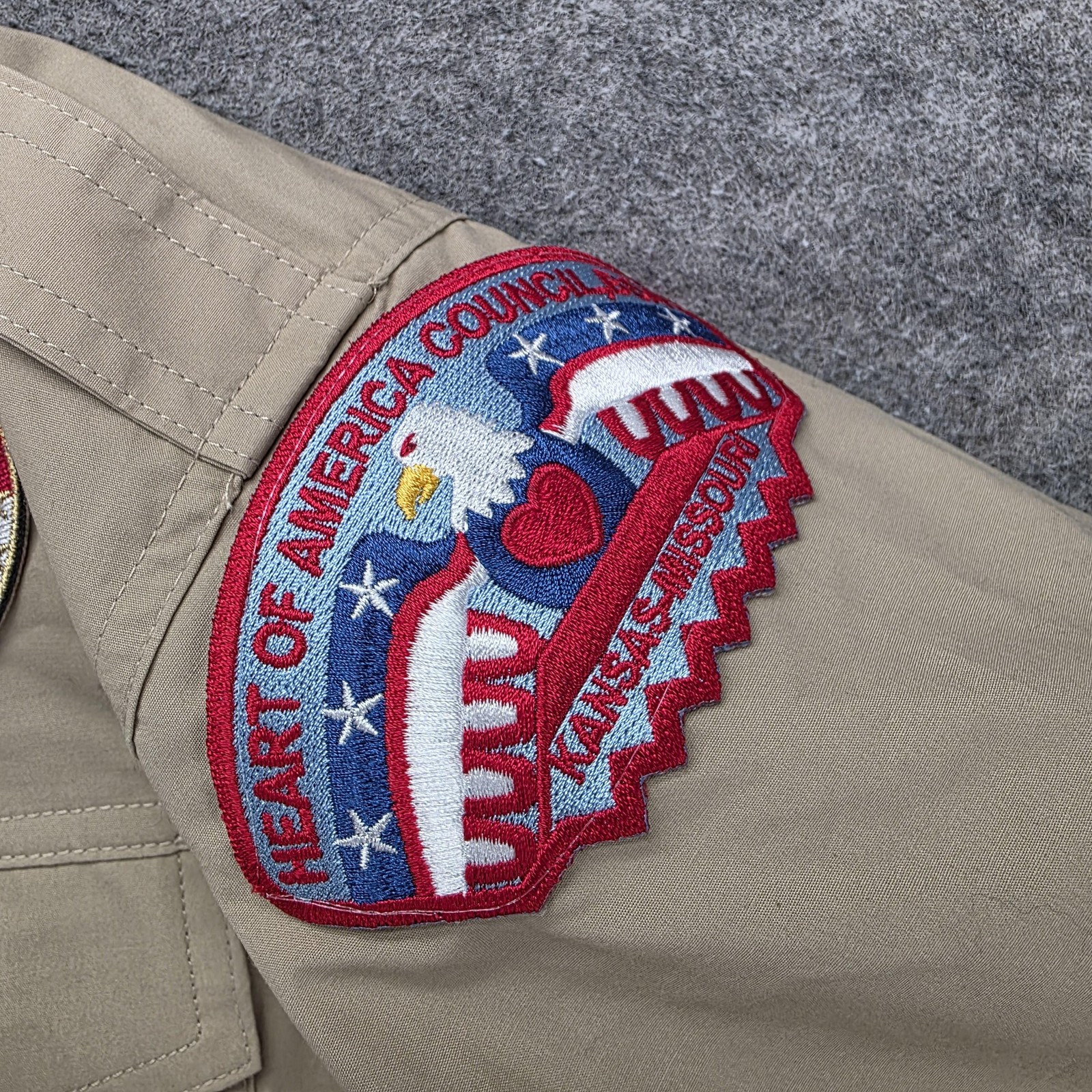 Boy Scouts Of America Shirt Youth M Beige Uniform Short Sleeve BSA Patches