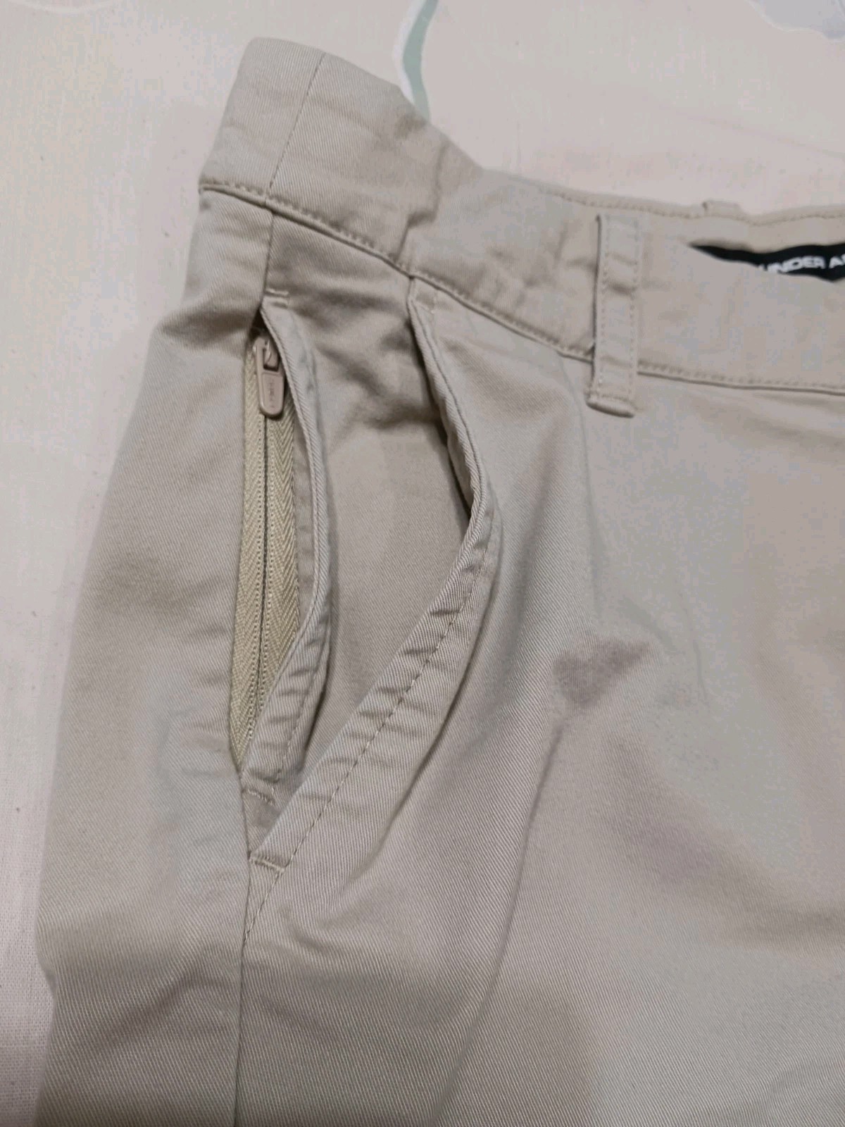 UNDER ARMOUR Boys youth 14 Beige Pants Button/zip Uniform Zip Side Pocket 27″ In