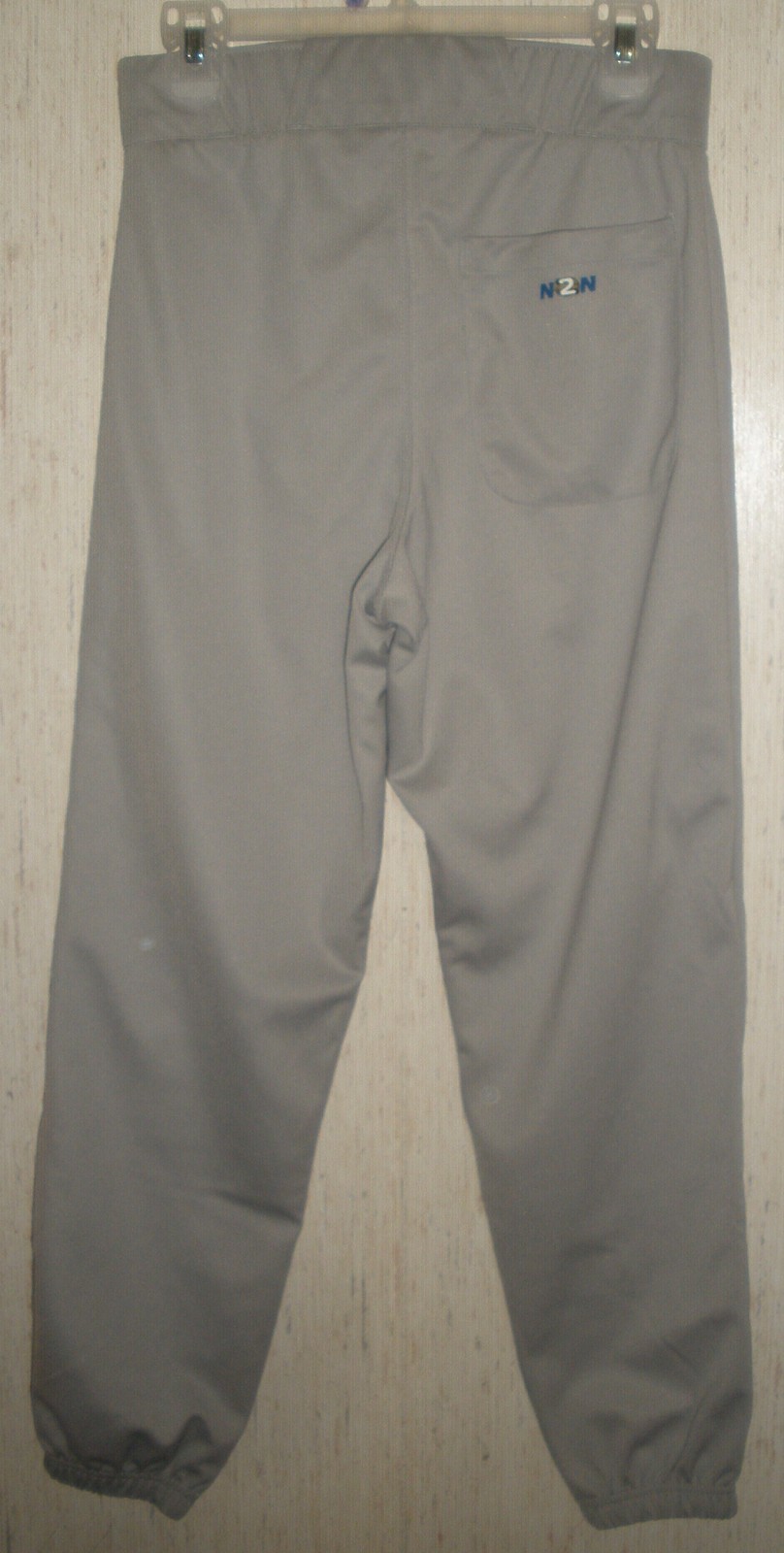 EXCELLENT BOYS N2N LIGHT GRAY KNIT BASEBALL UNIFORM PANTS SIZE M