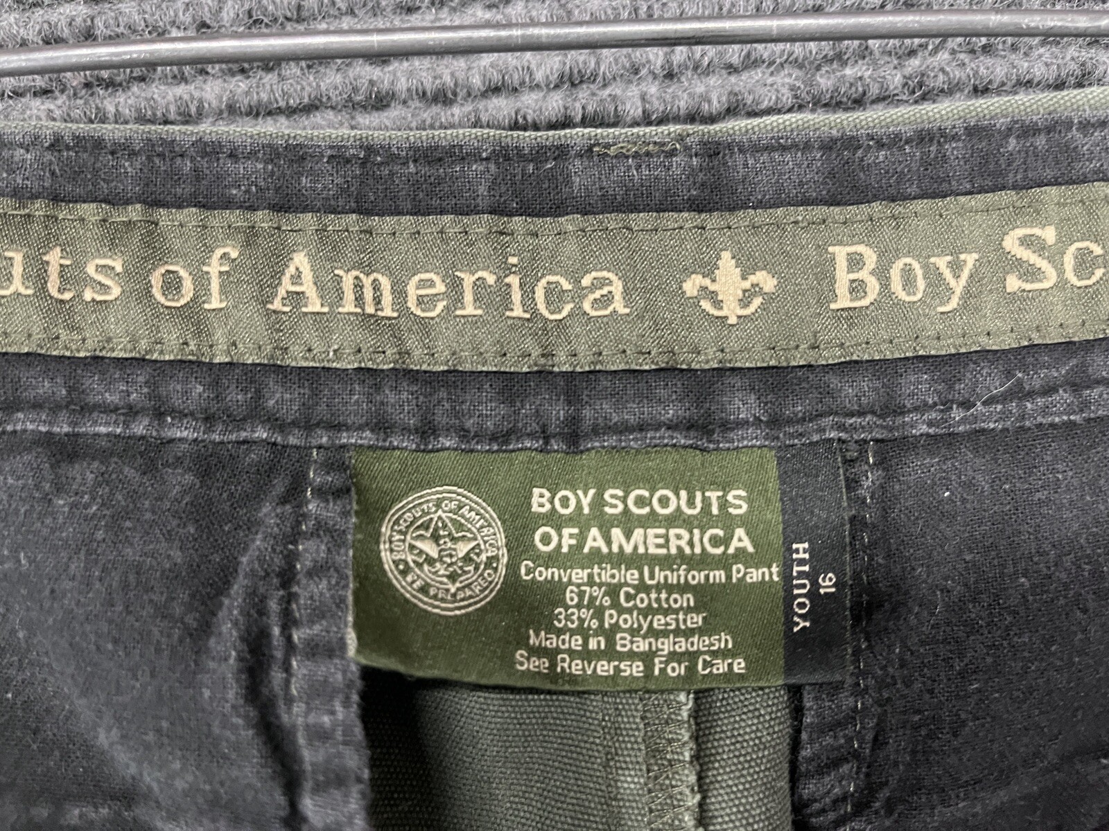 BOY SCOUTS Convertible Cargo Shorts Uniform Green Zip Off Youth Size 33 NO PANTS