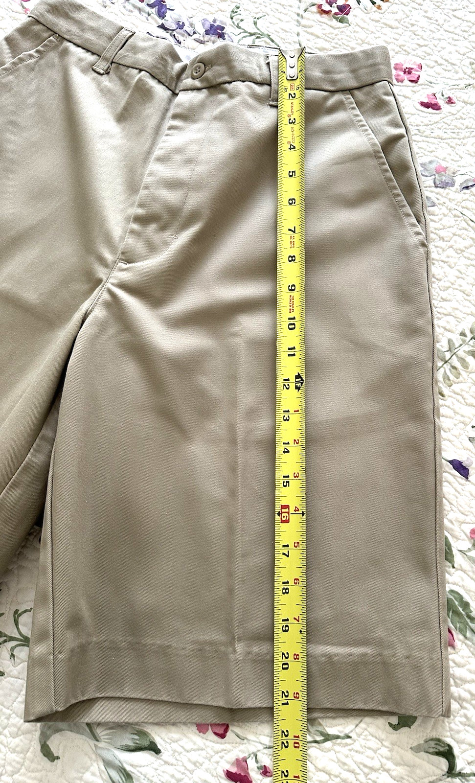 Men’s Boys Work / School Uniform Shorts Size 29 Khaki Tan 10″ inseam Flat front