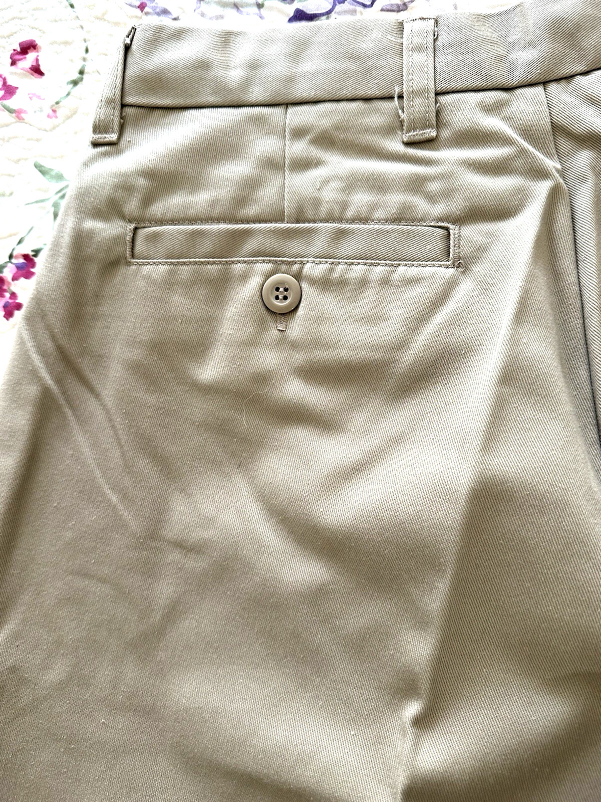 Men’s Boys Work / School Uniform Shorts Size 29 Khaki Tan 10″ inseam Flat front