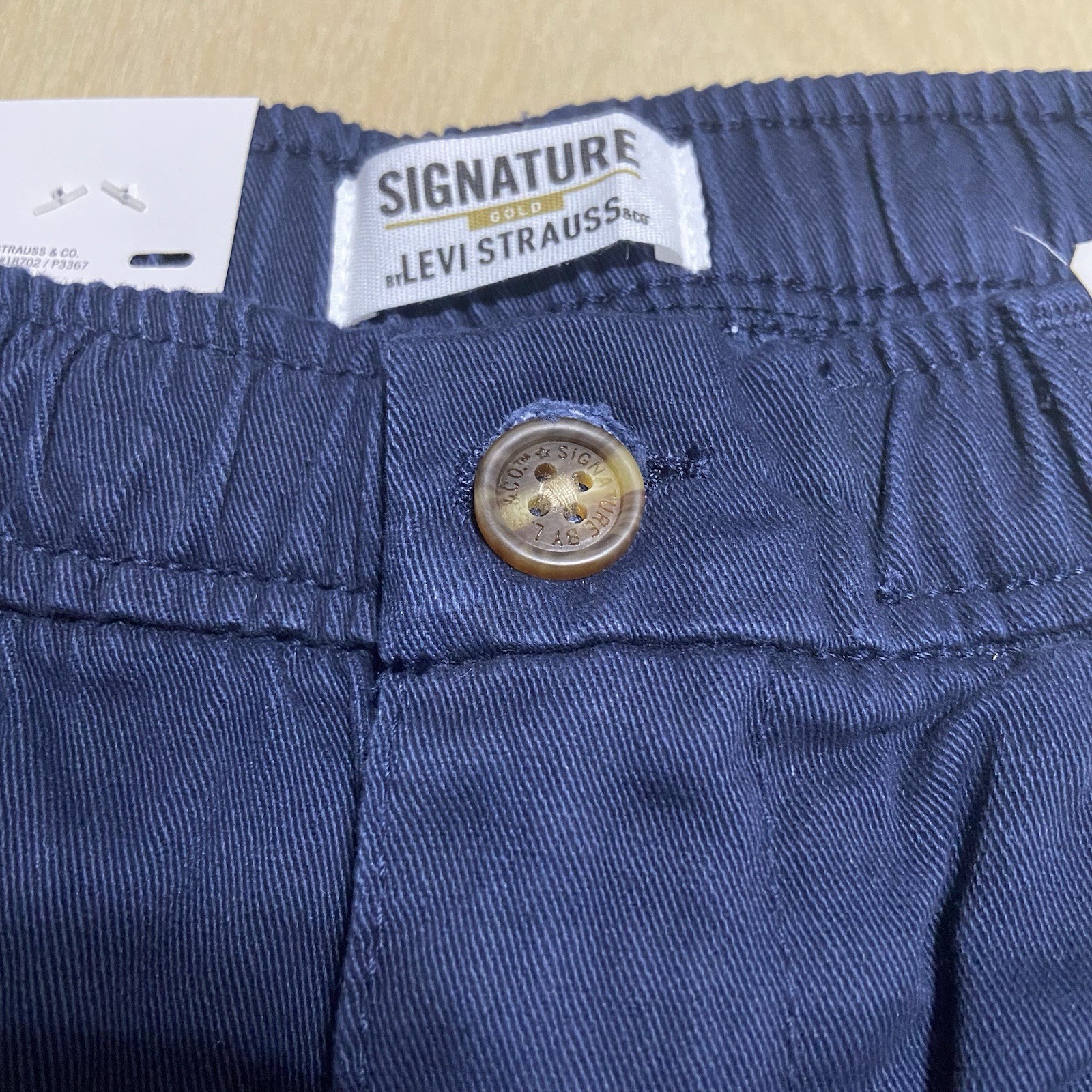 Levi Strauss Boys’ Size Medium Flex Stretch School Uniform Shorts in Blue