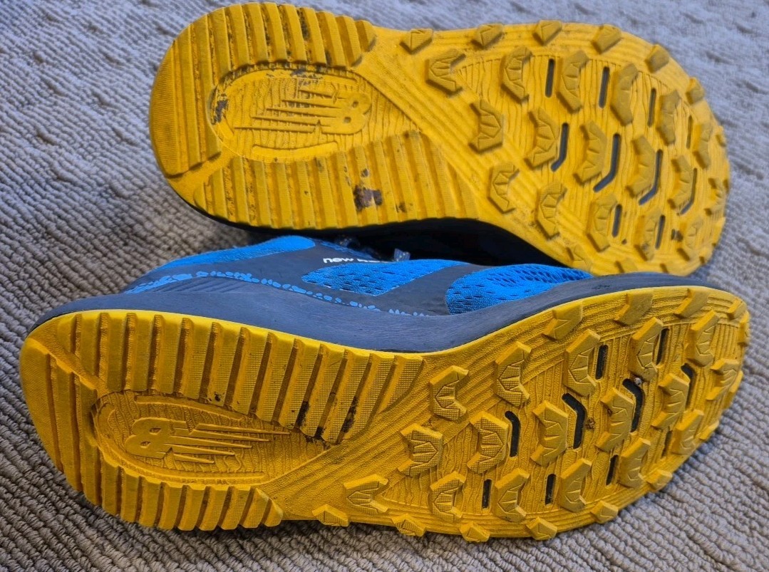 NEW BALANCE NITREL BOYS GPNTRLA5 BLUE UK 5.5 US 6 EU 38.5 TRAIL SHOES SNEAKERS