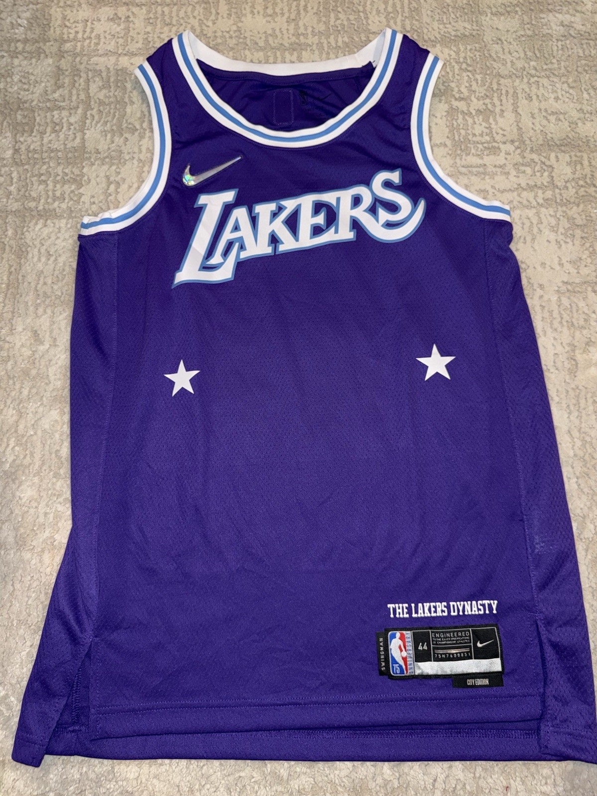 Los Angeles Lakers Nike Swingman City Edition Jersey Size Medium DB4067-504 NBA