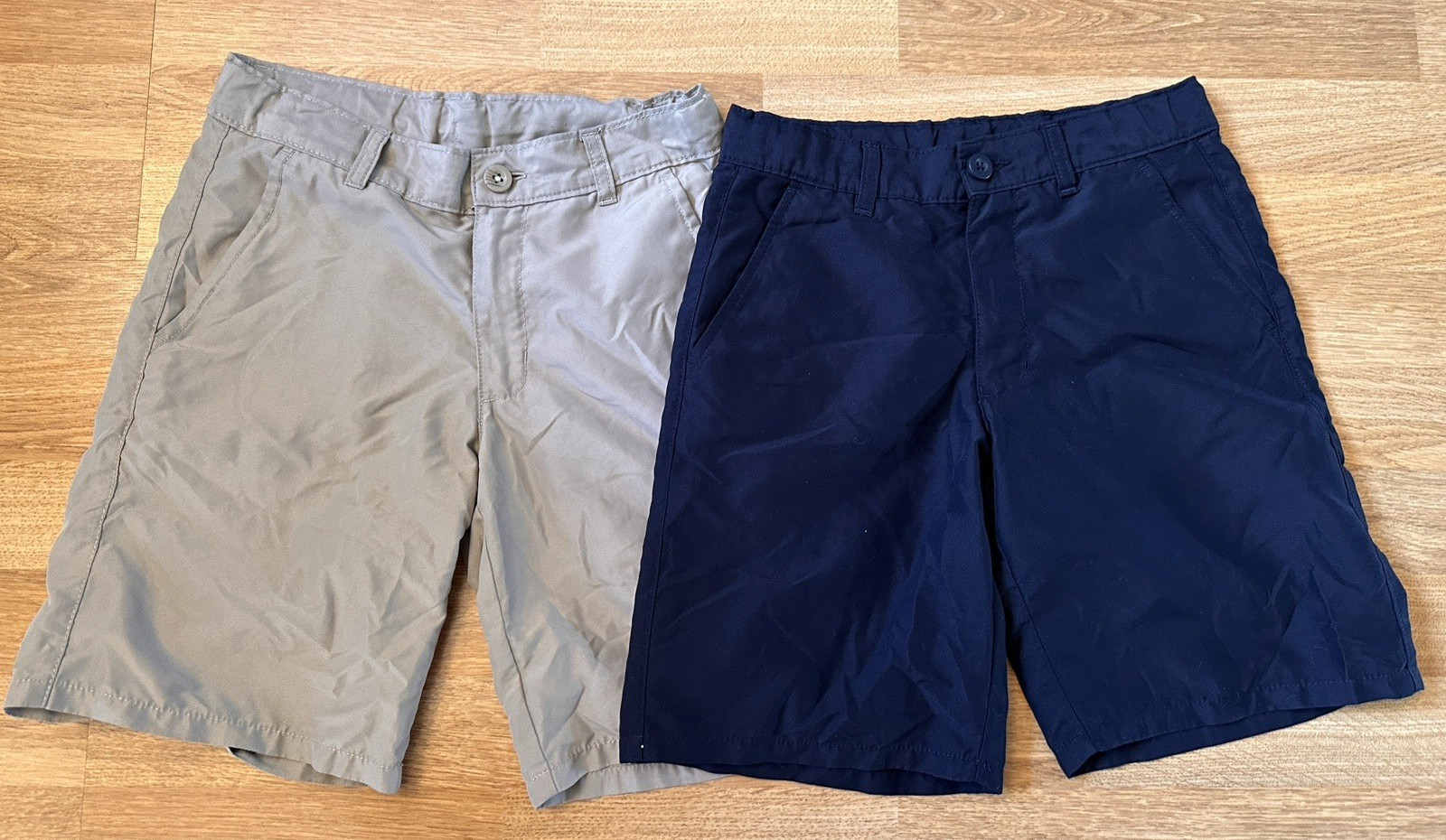 Lot of 2 Boys School Uniform Shorts – Chaps & IZOD – Tan & Navy -Size 10
