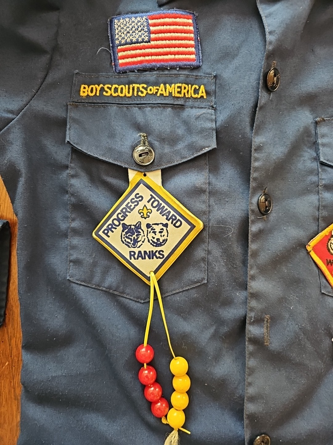 Vintage Official Boy’s / Child’s Cub Scout Navy Blue Uniform Shirt w/Patches