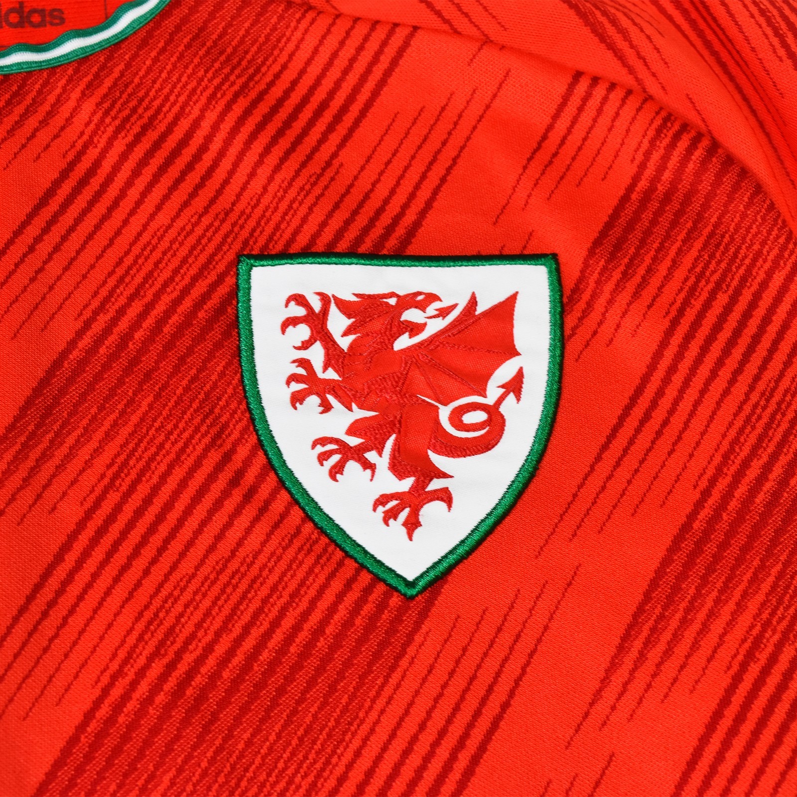 Adidas Wales Home Football Shirt Youth 15-16 Years Red Aeroready Soccer Jersey