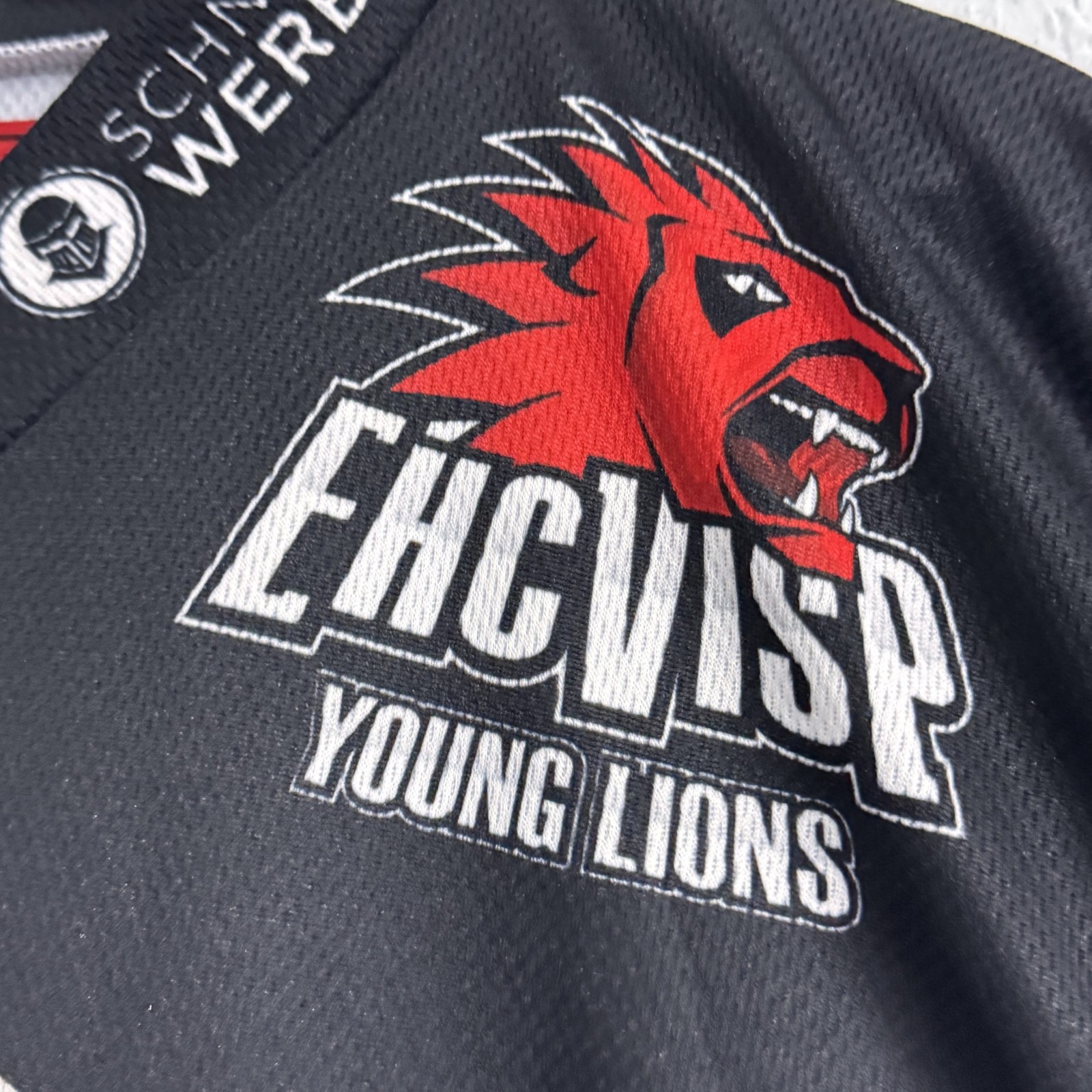 Kids On Ice Black & Grey Hockey Jersey 3Y Young Lions & Young Eagles Logo 2661