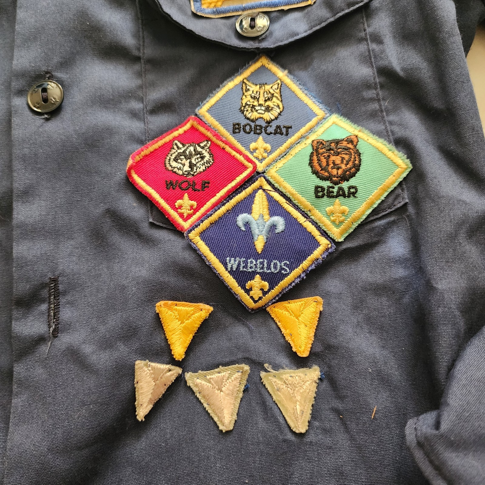 Official Boy Scouts of America Shirt Uniform Button Front patches Size 10