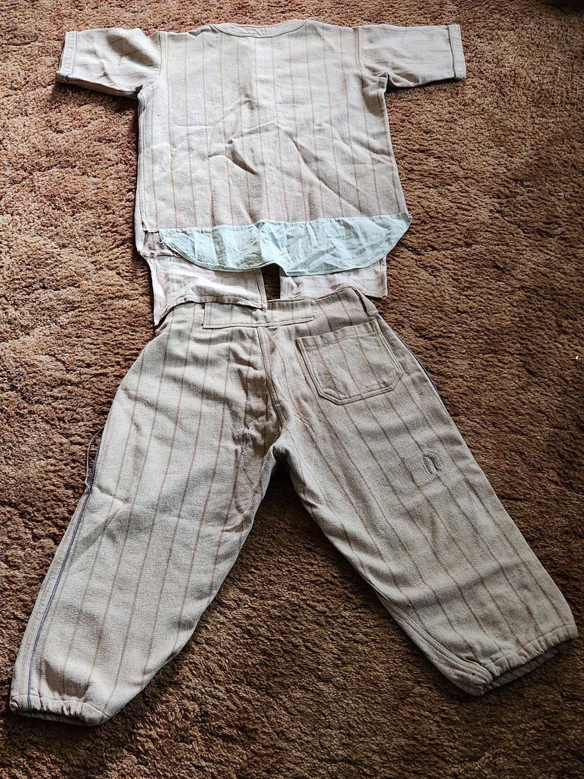 VINTAGE WINCHESTER BOYS BASEBALL UNIFORM ~ TRADE MARK SPORTSMEN HEADQUARTERS!