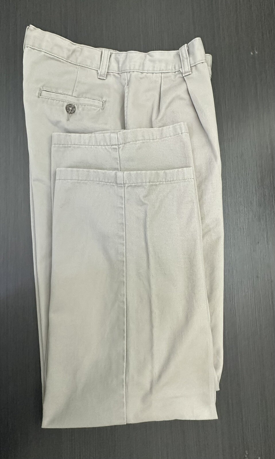 IZOD School Uniform Boys Pants Beige Pleated Front /100% Cotton /Size 18