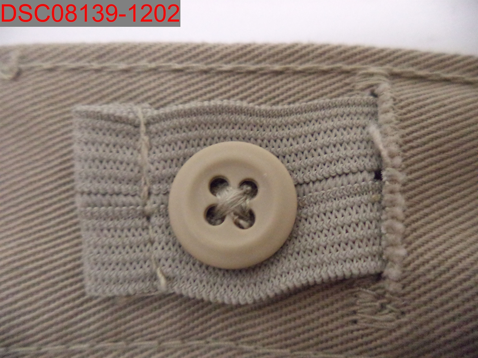 NWOT – Dockers Boys’ Khaki Adjustable Waist Uniform Pants, Size 7 Regular