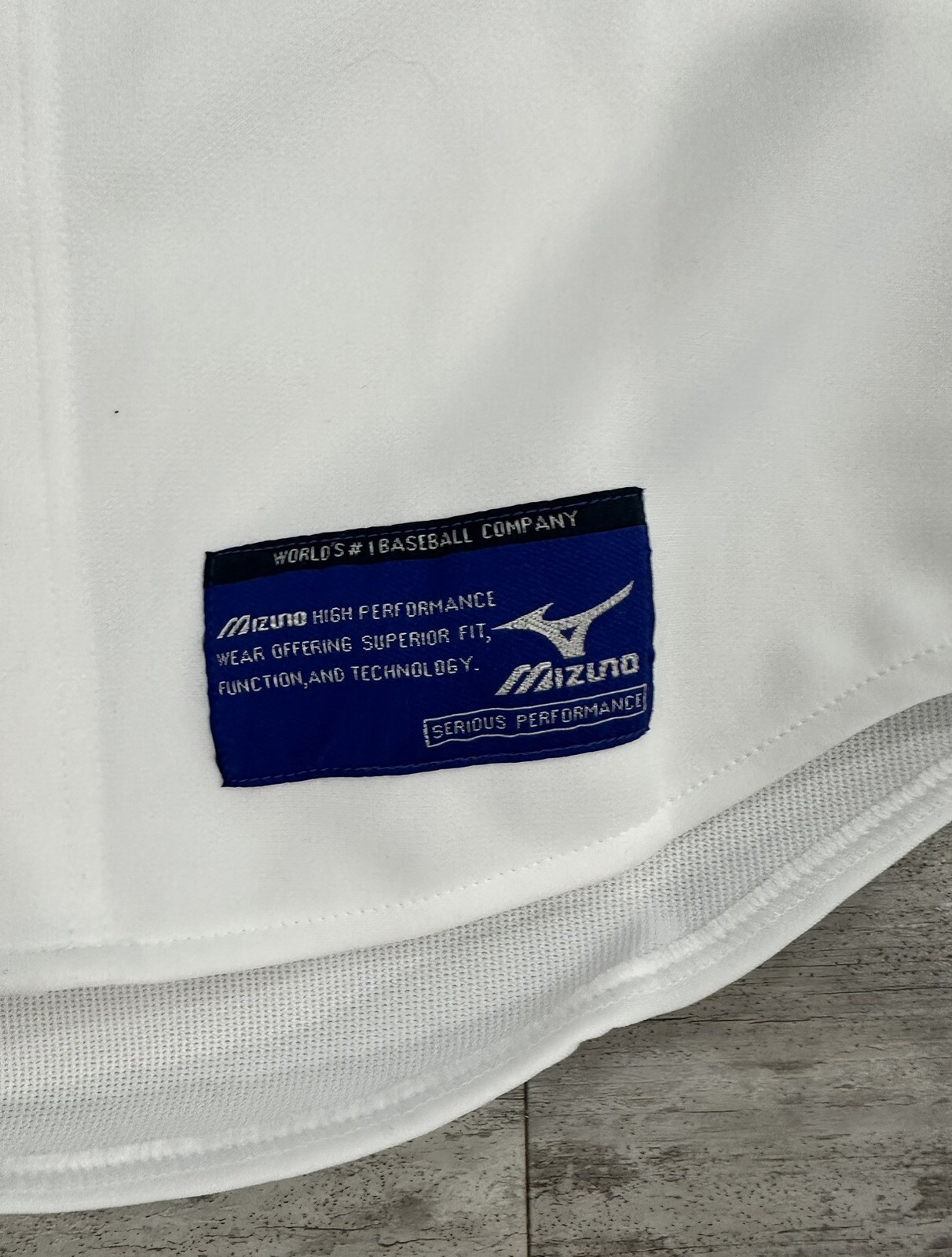 Mizuno Youth Serious Performance Sleeveless Jersey Size Medium Brand New