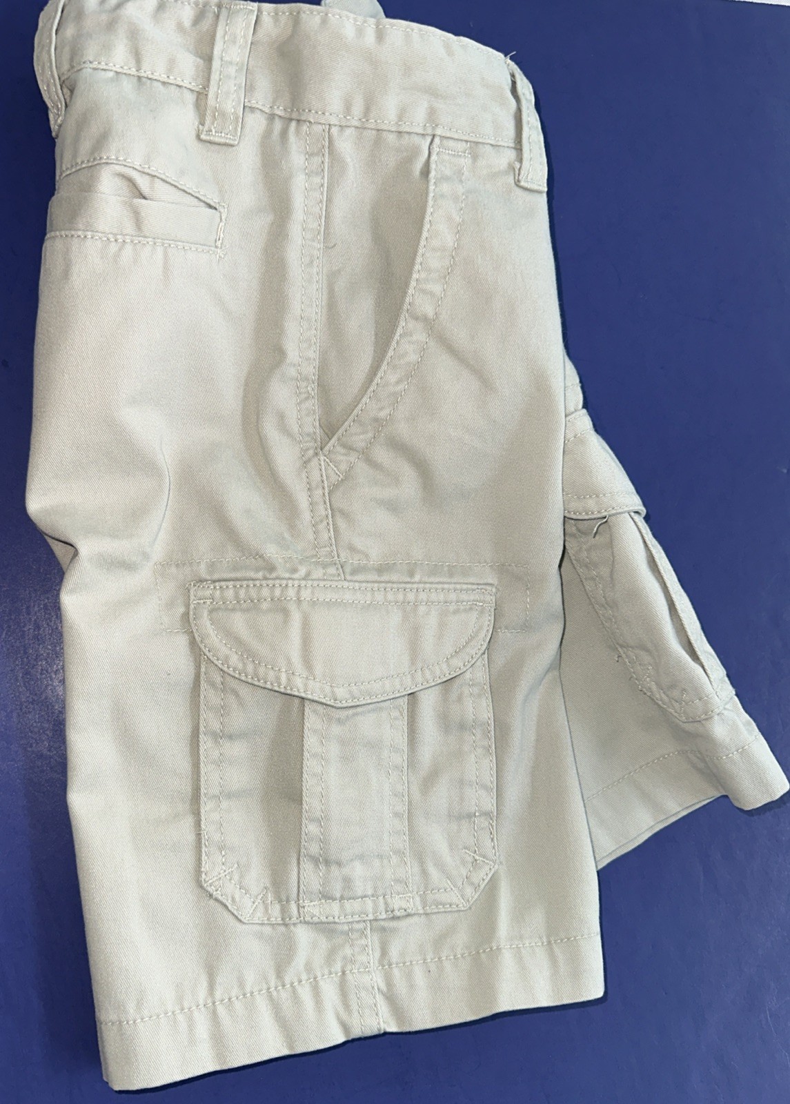‘FADED GLORY’ BOYS’ SIZE 5 BEIGE CARGO SHORTS W/ ADJ WAIST