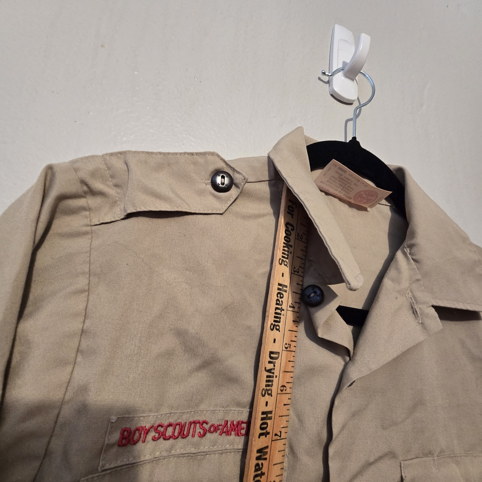 Boy Scouts America BSA Tan Uniform Shirt Youth LG Patches Northeast Illinois USA