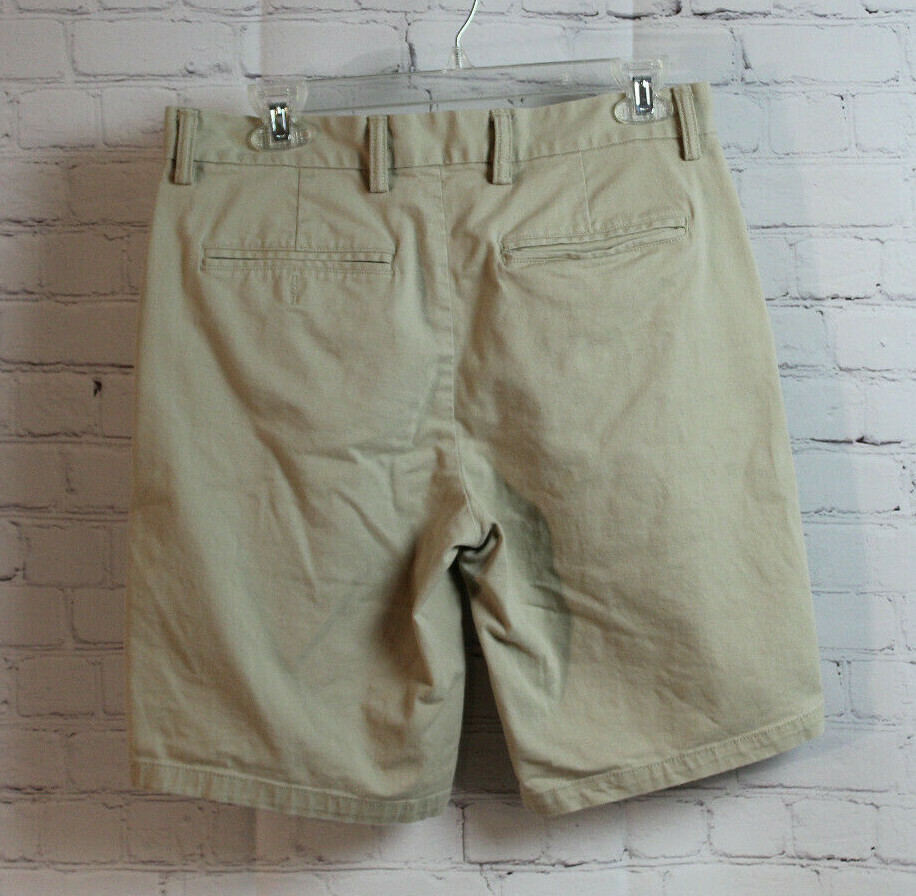 Old Navy Ultimate Slim Built in Flex Beige School Uniform Shorts Sz 30