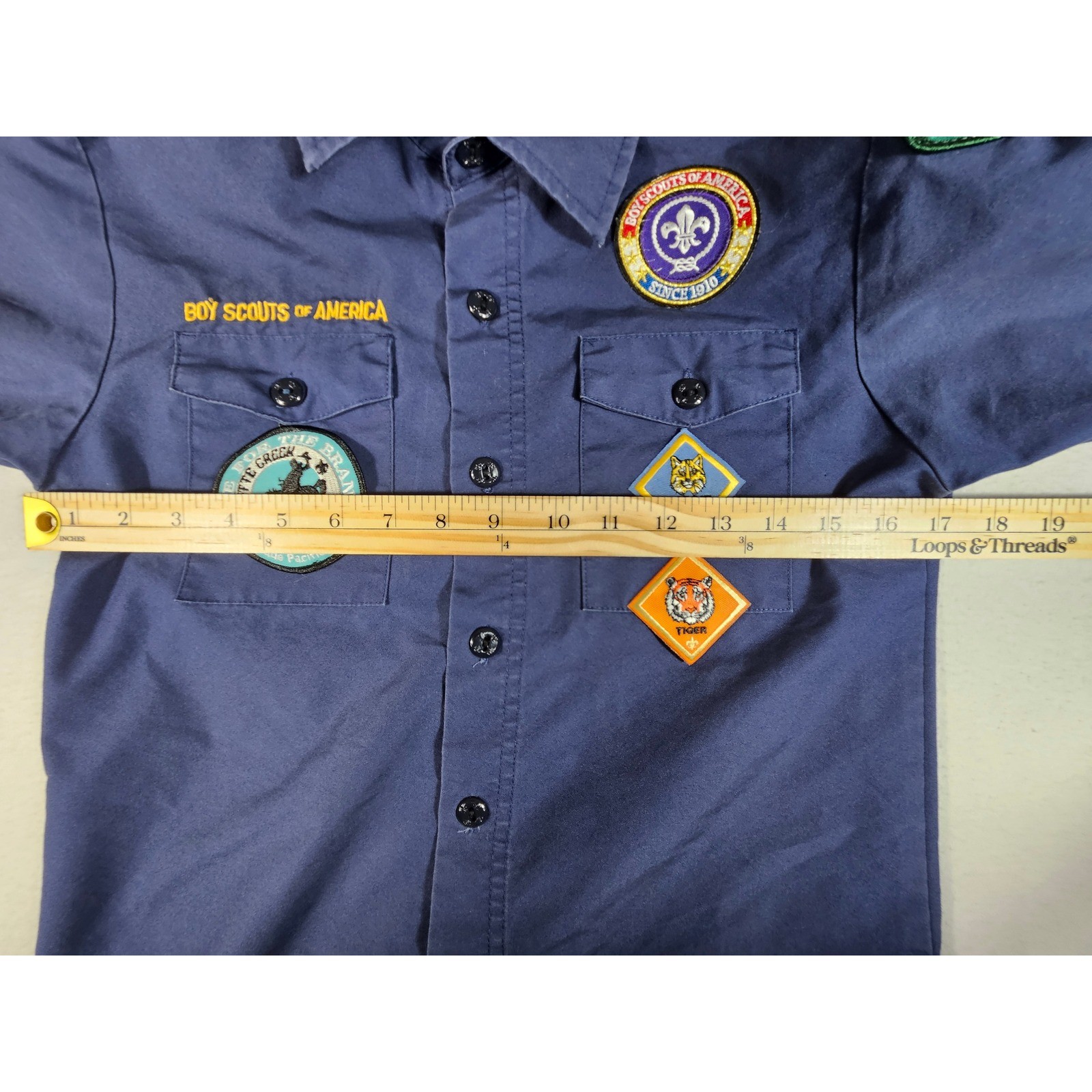 Boy Scouts of America Youth Medium Navy Blue Short Sleeve Uniform Shirt Patches