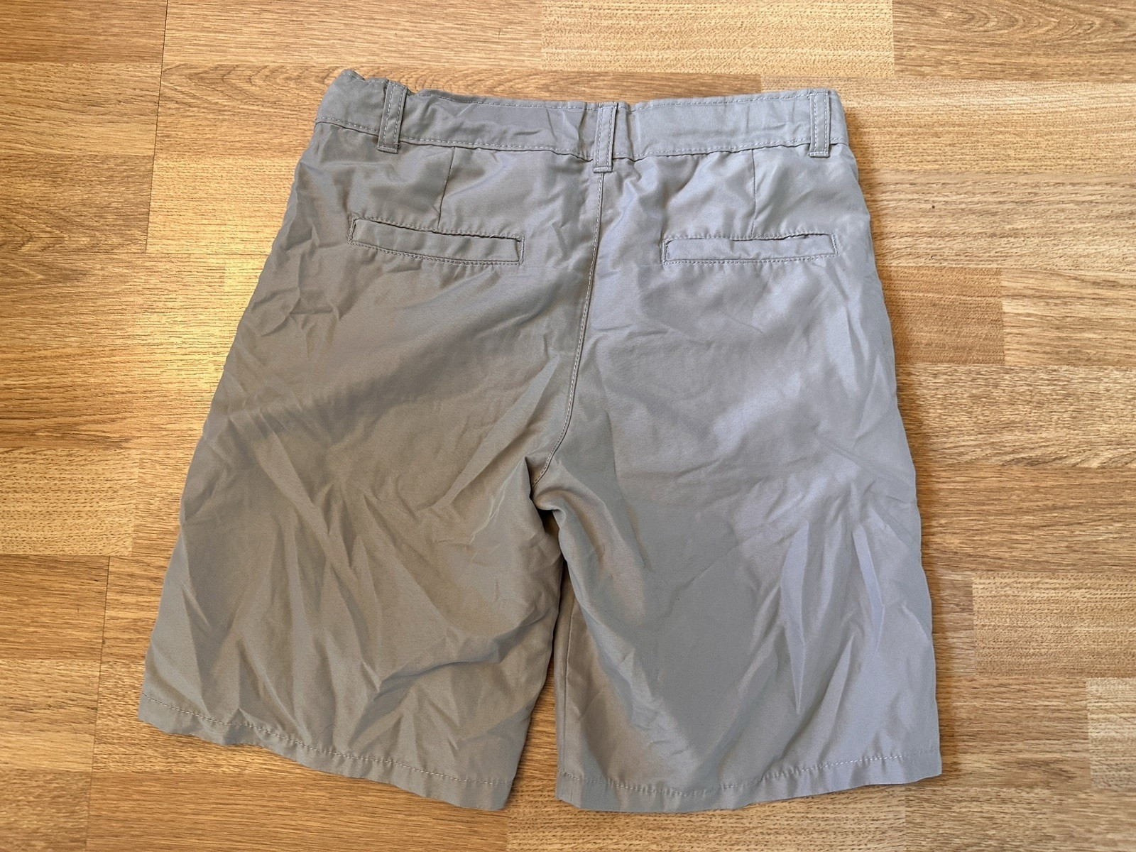 Lot of 2 Boys School Uniform Shorts – Chaps & IZOD – Tan & Navy -Size 10