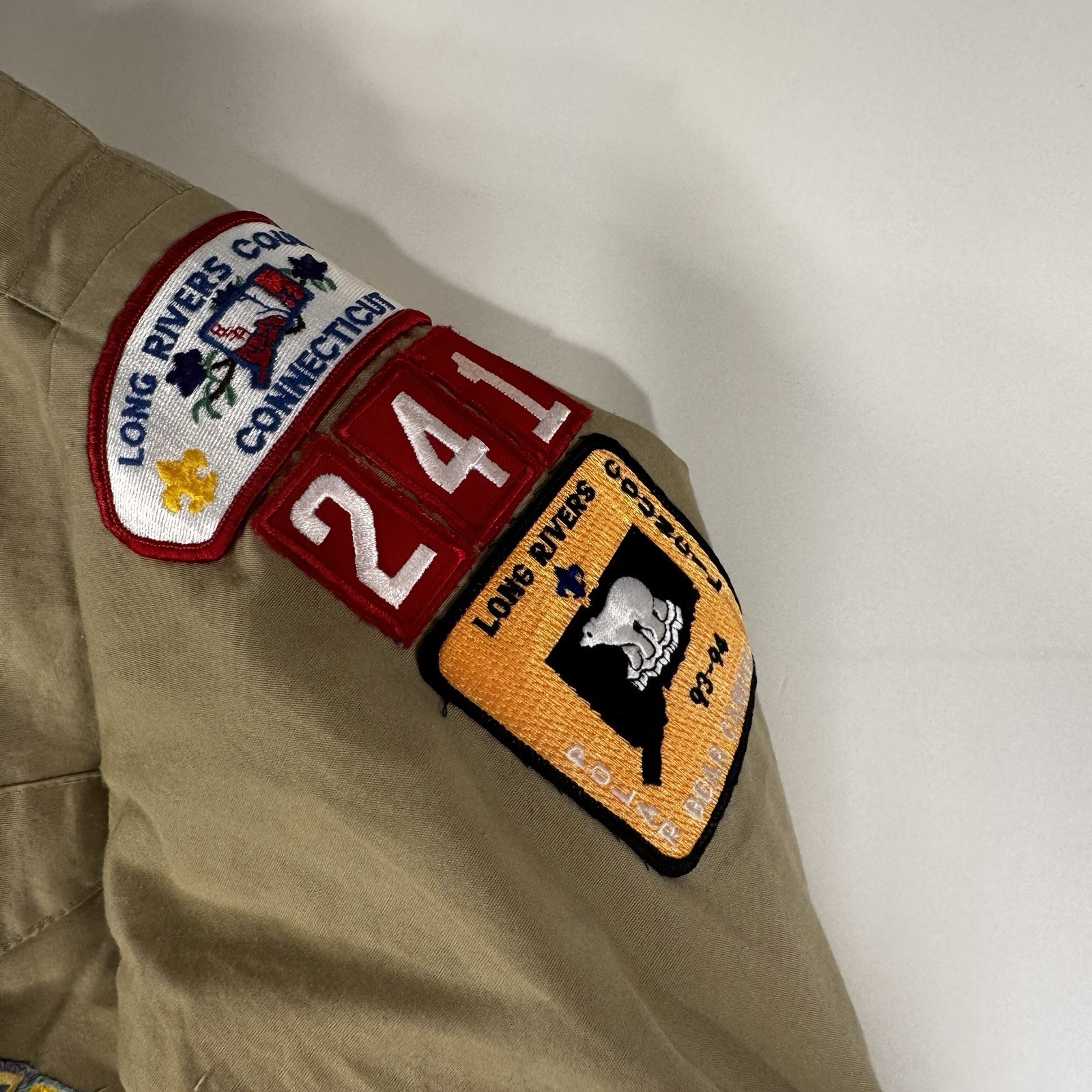 Boy Scouts BSA Cub Scouts Shirt Youth Large Tan Long Sleeve Uniform Patch Stains