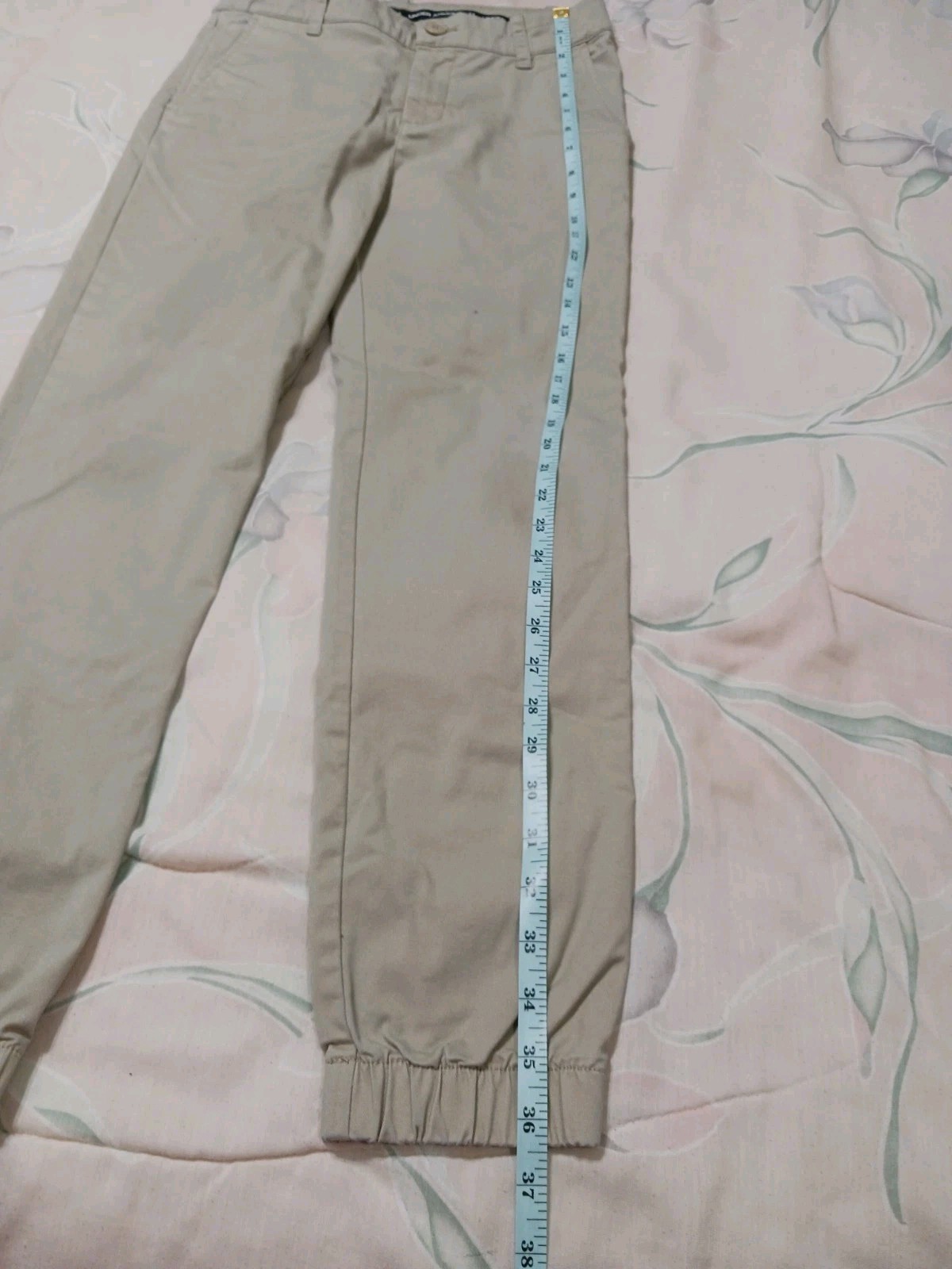 UNDER ARMOUR Boys youth 14 Beige Pants Button/zip Uniform Zip Side Pocket 27″ In