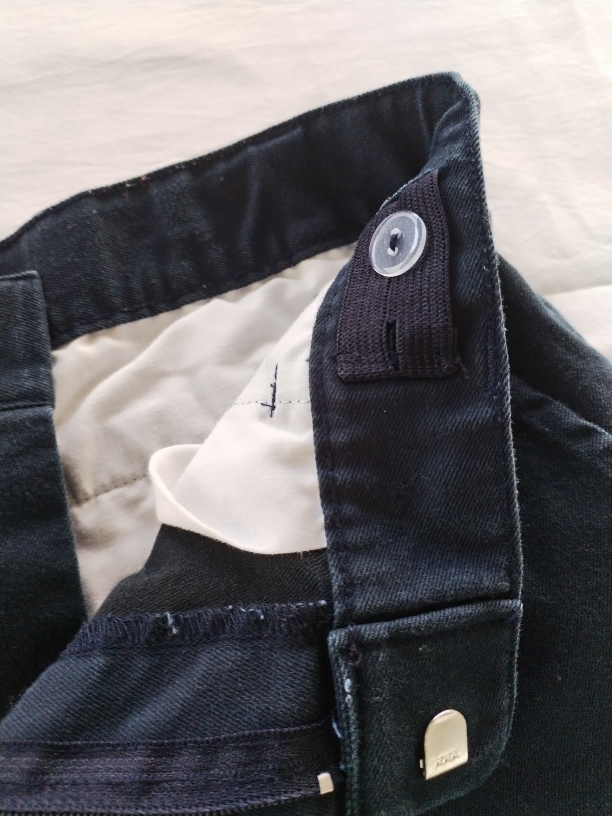H&M Uniform Wear Boys Uniform Shorts Size 14 Solid Button Closure (260419-10)