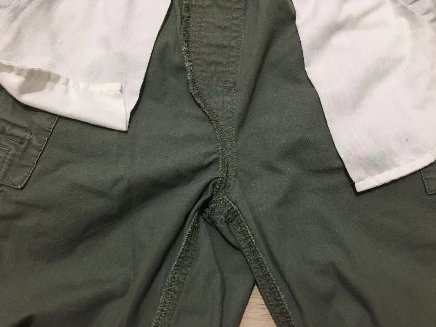 Lands end boys active chino shorts Sz M Green Cotton Pull on Elastic Waist