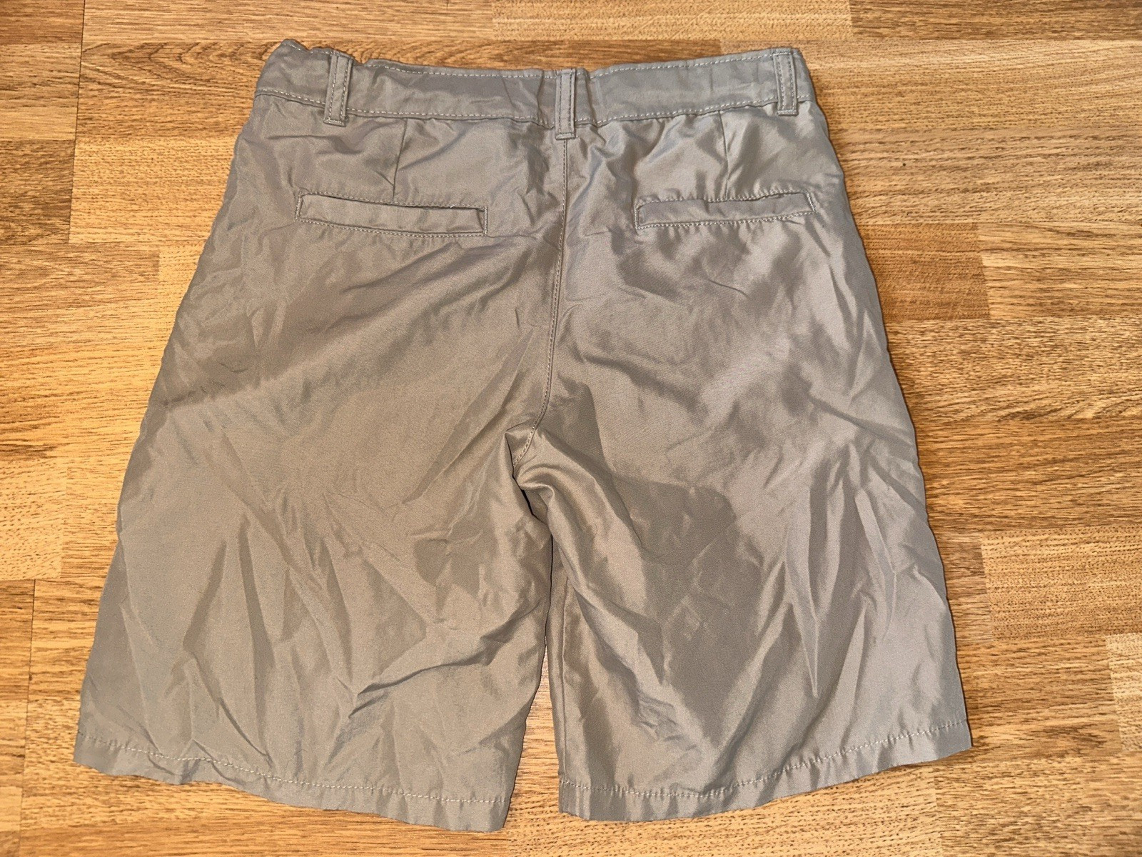 Lot of 2 Boys School Uniform Shorts – Chaps & IZOD – Tan & Navy -Size 10
