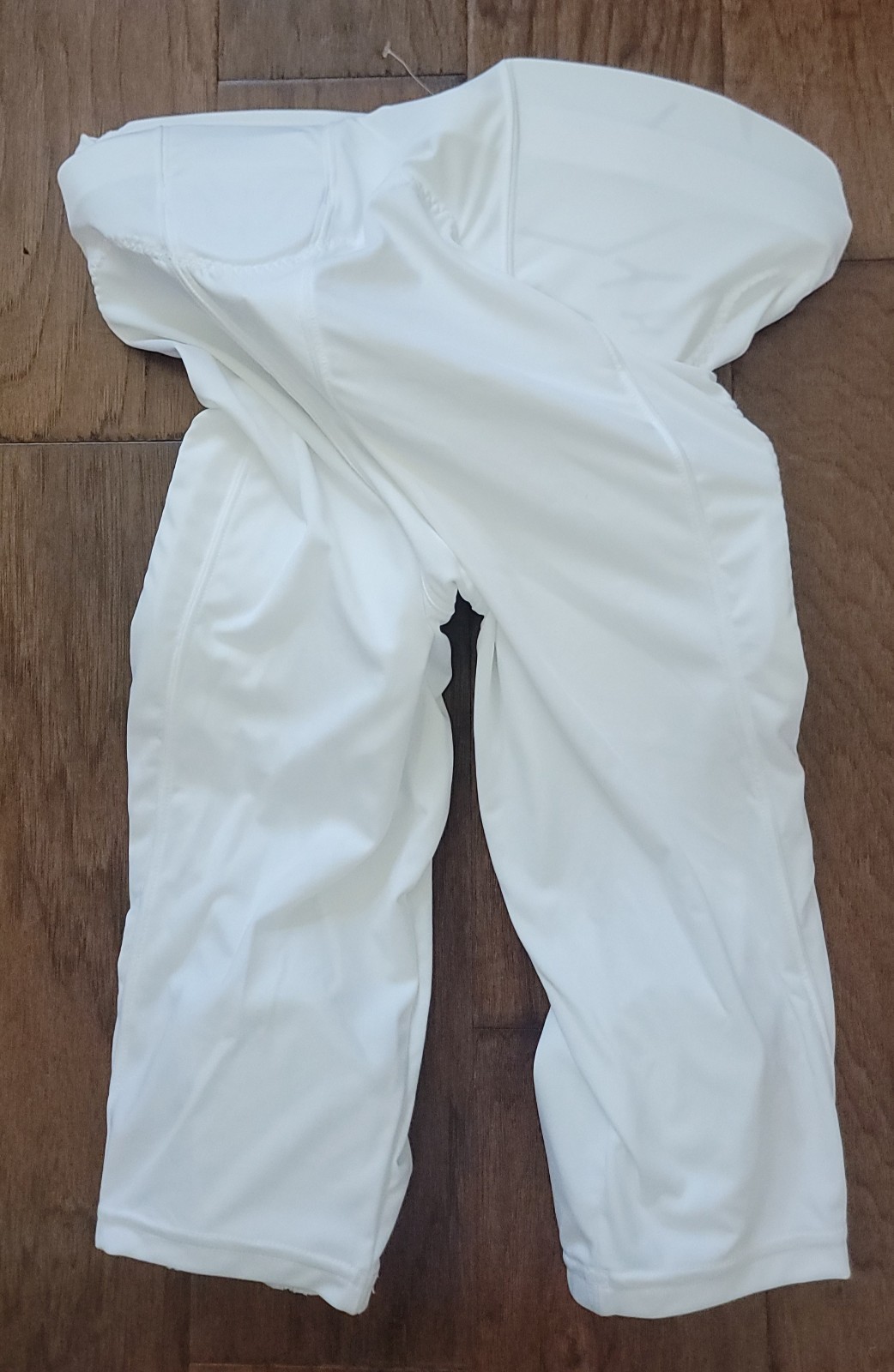 NWT Nike Boys’ Dri-FIT Integrated White Football Pad Pants Size XL Sports