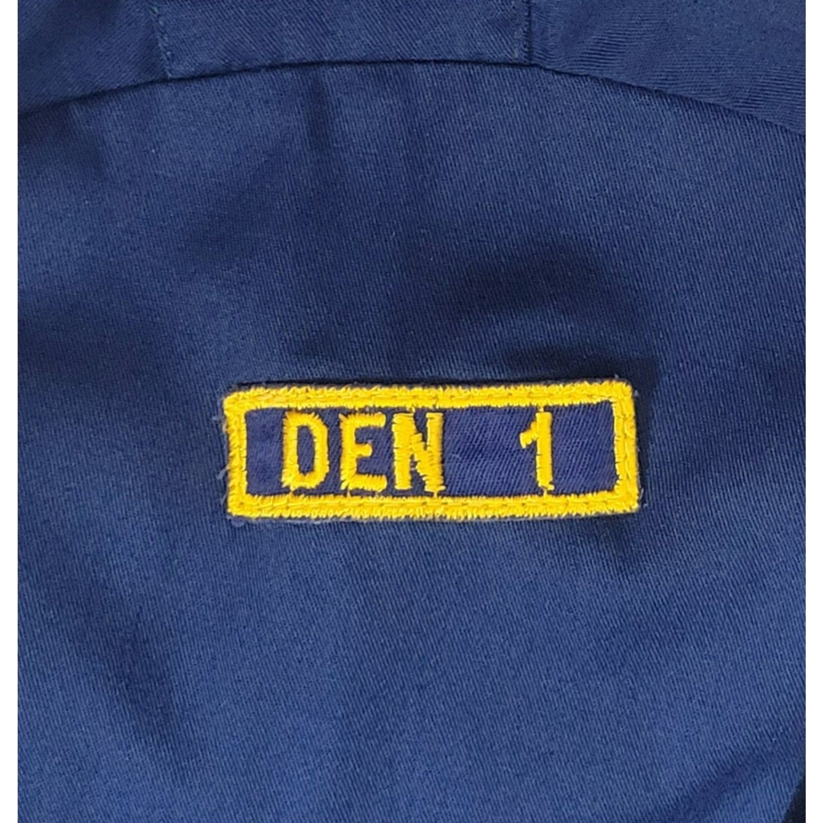 Vintage Cub Scout Youth Uniform Shirt Blue Long Sleeve No Collar w/Insignia