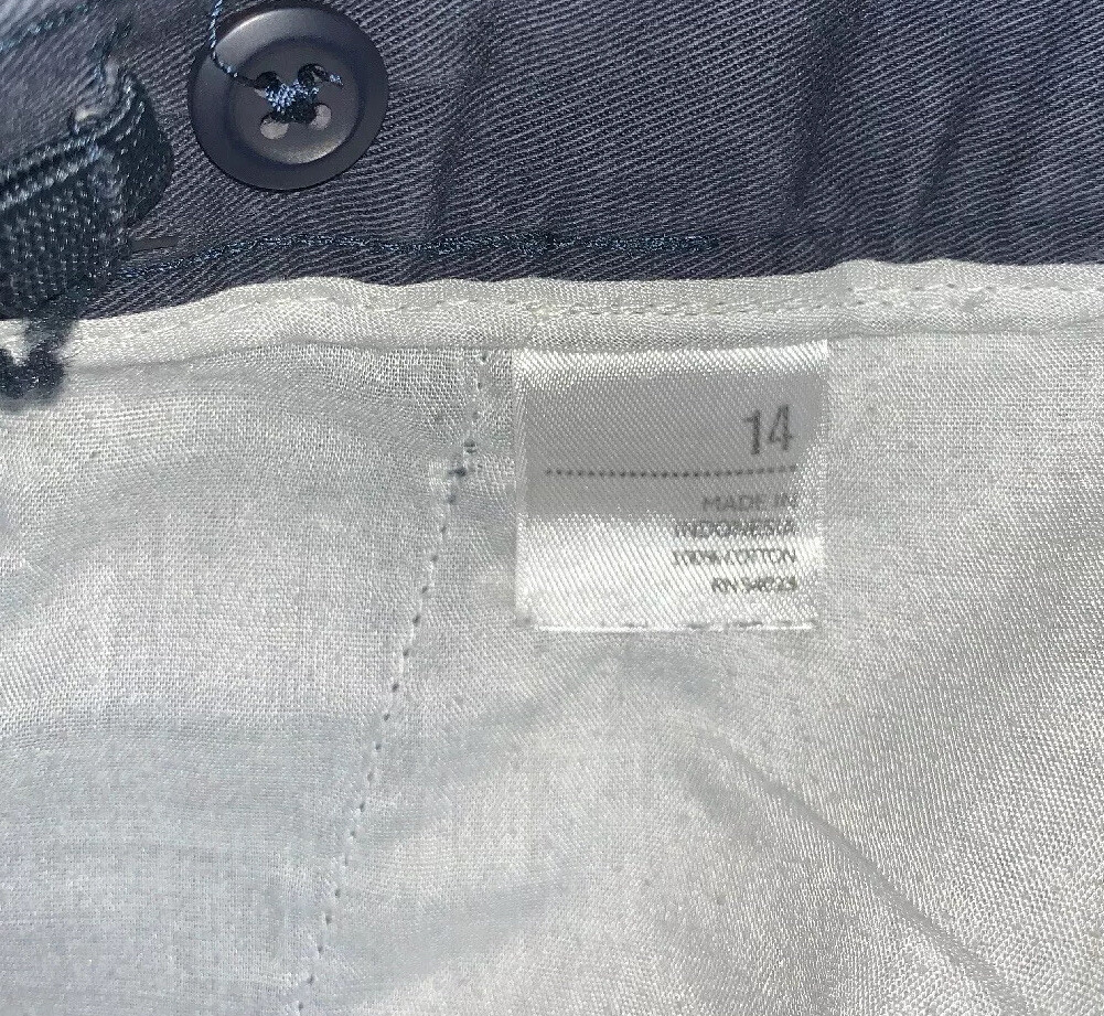 Preowned- Old Navy Plain Front Relaxed Fit Chinos Boys (Size 14)