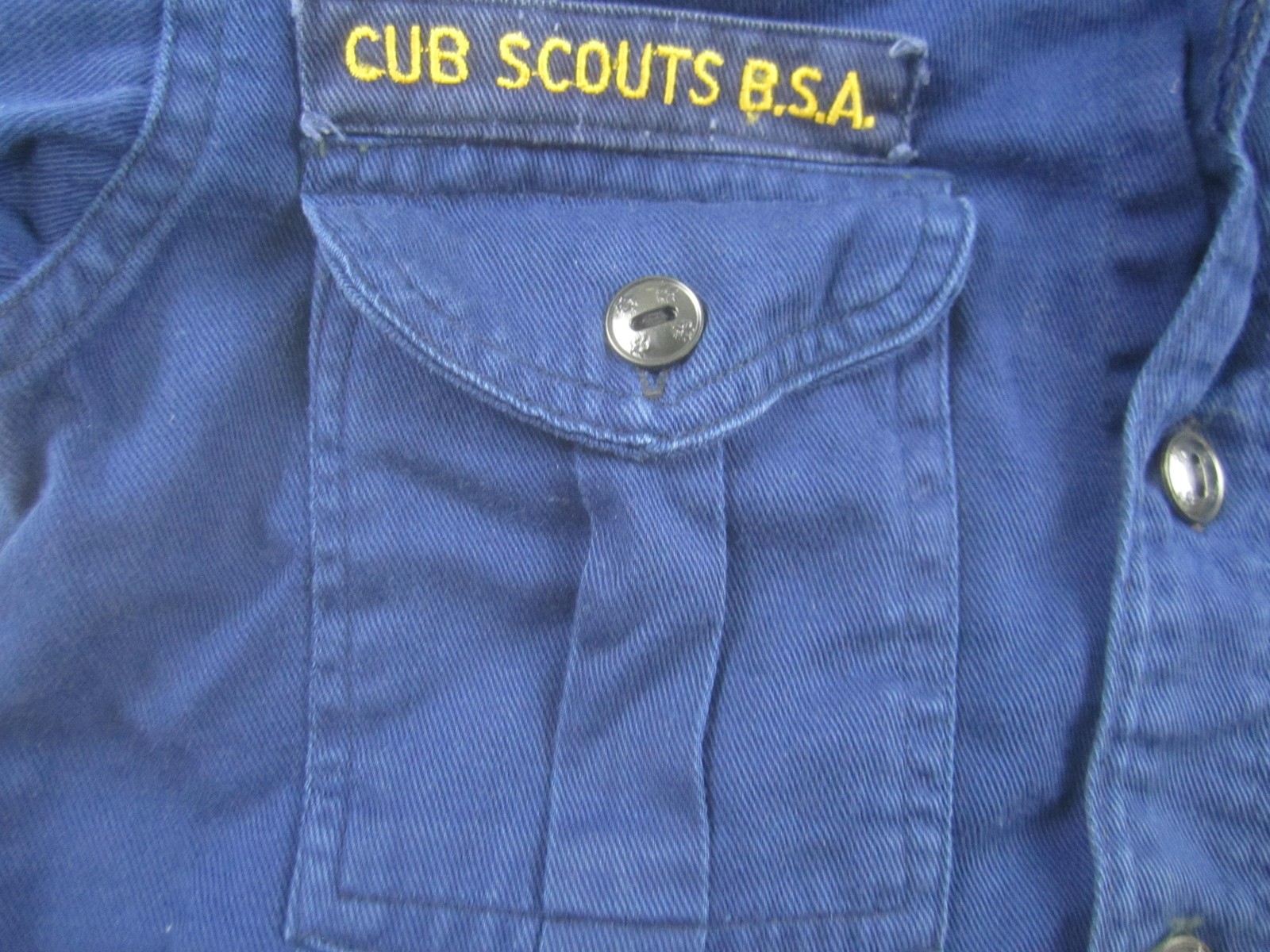 Vintage Cub Scouts BSA Shirt Boys Small Blue Official Uniform Patches 60s