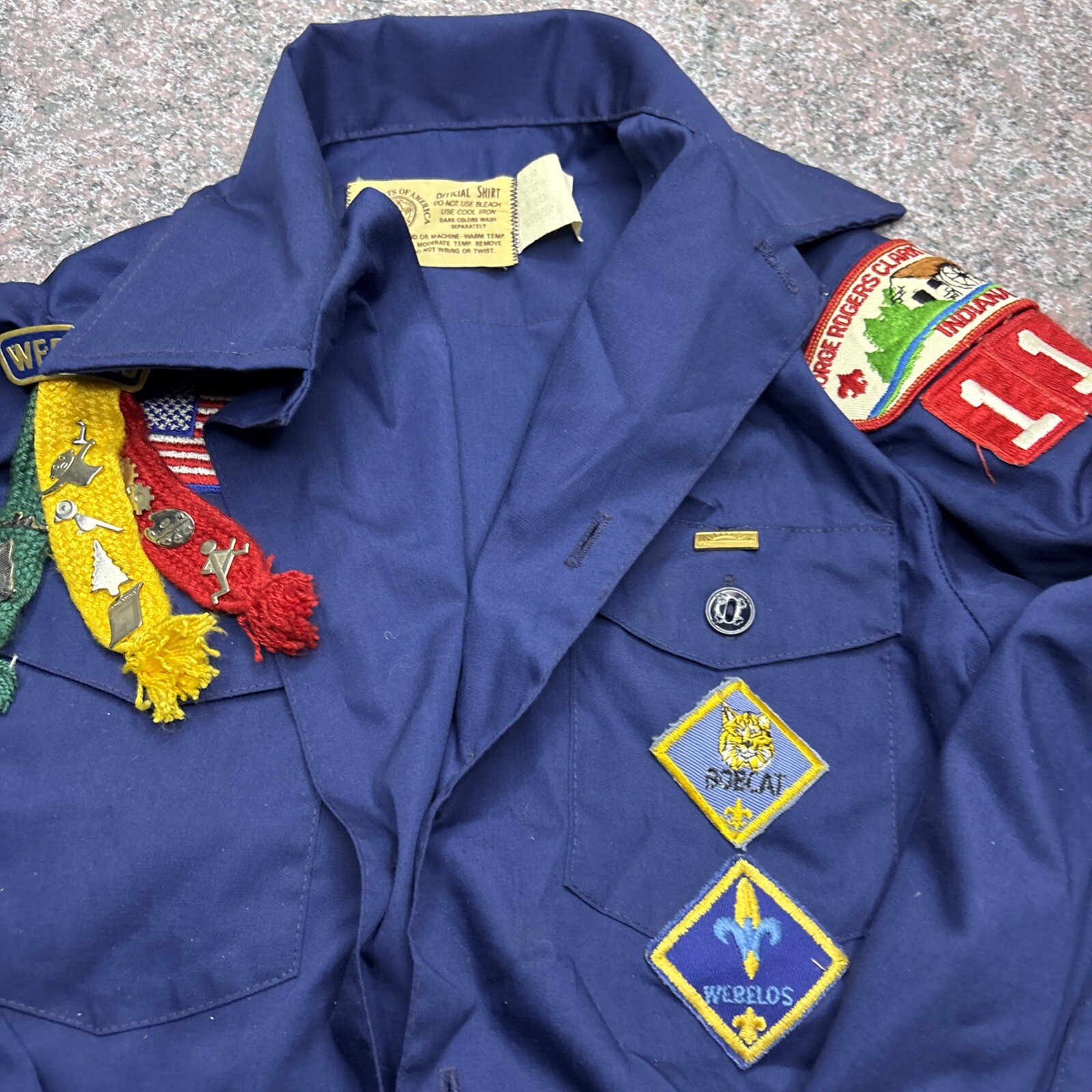 Boy Scouts BSA Uniform Official Youth Shirt Large Long Sleeve Button Blue