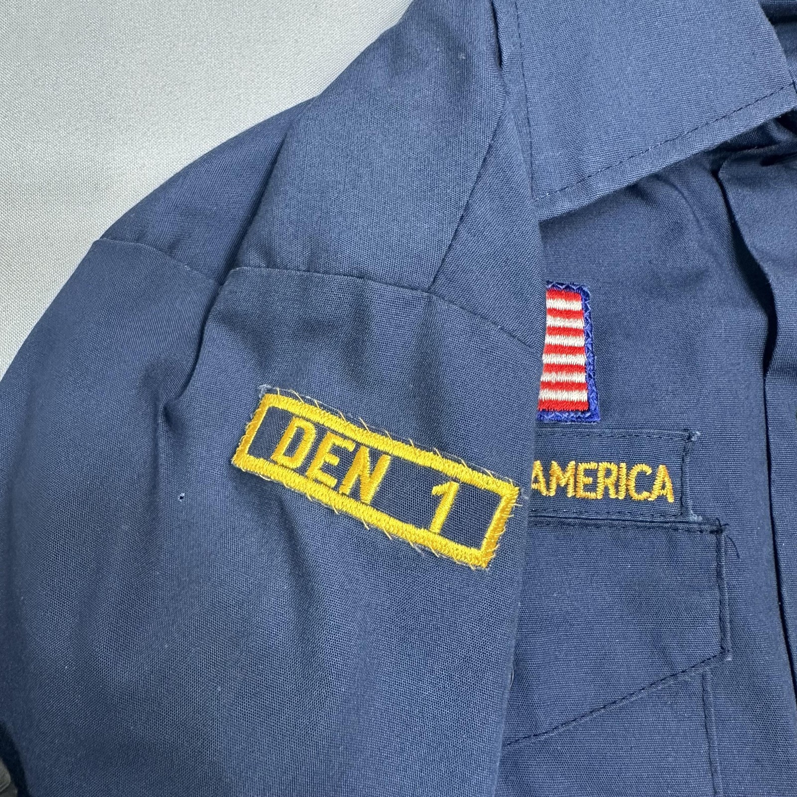 Boy Scouts Of America Uniform Boys Size 16 Blue Cub Scout Shirt Patches