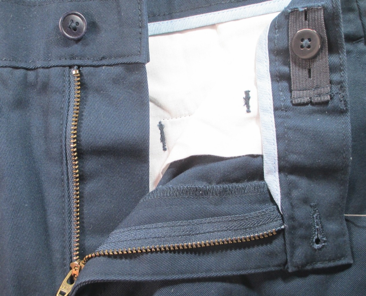 LANDS END Navy School Uniform Plain Front Chino Shorts Boys 14 *NEW*