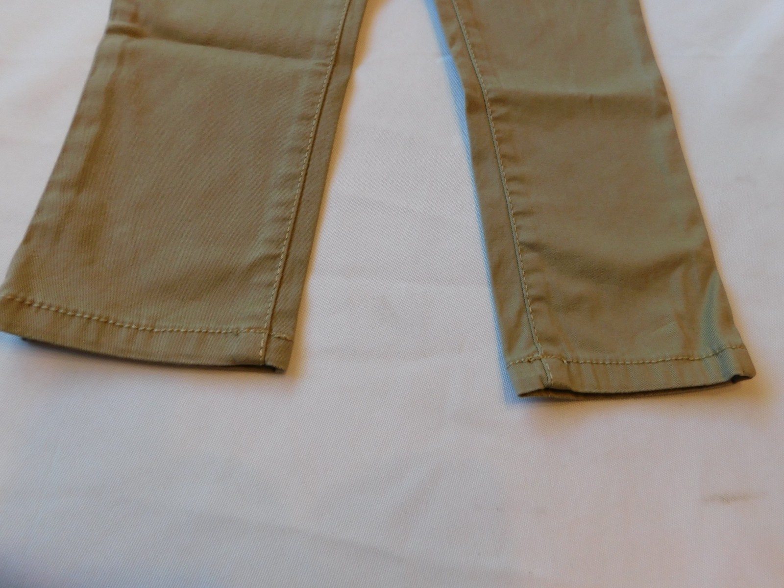 Carter’s Toddler Boys Size 2T Pants Adjustable Waist Khaki NWT