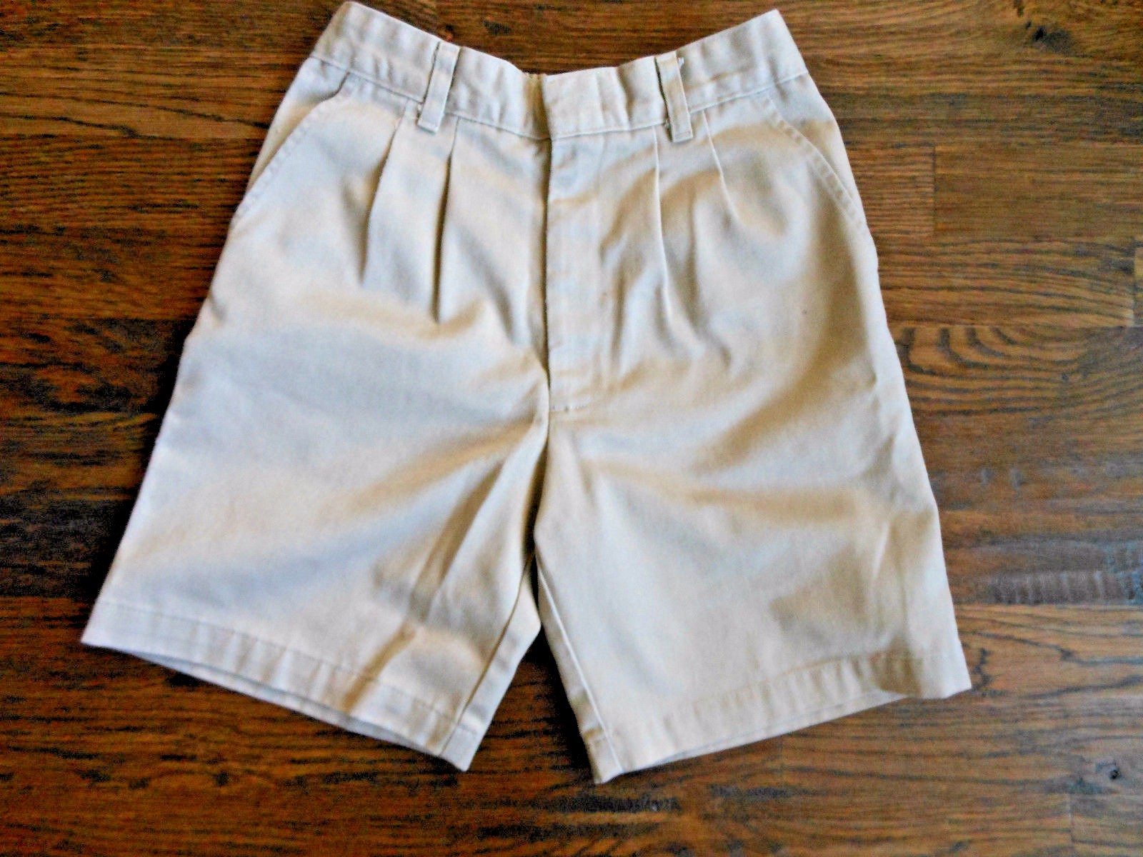 Boy’s Tan Pleated School Uniform Shorts Size 10/12