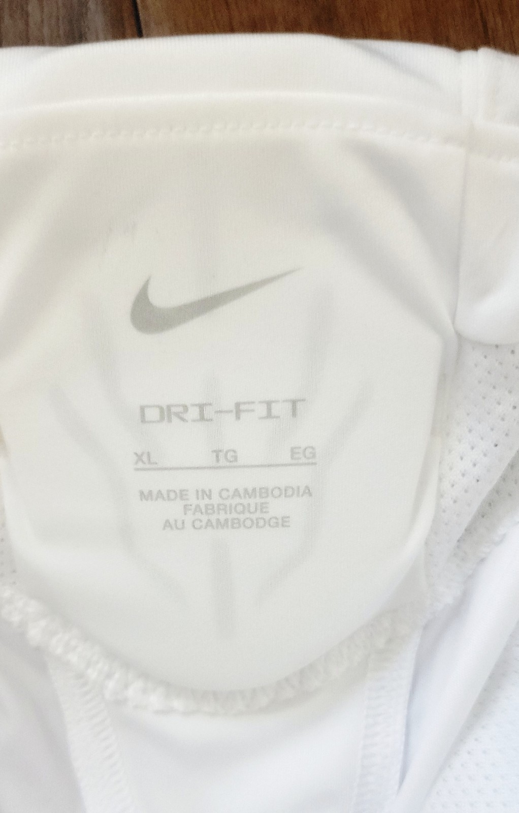 NWT Nike Boys’ Dri-FIT Integrated White Football Pad Pants Size XL Sports