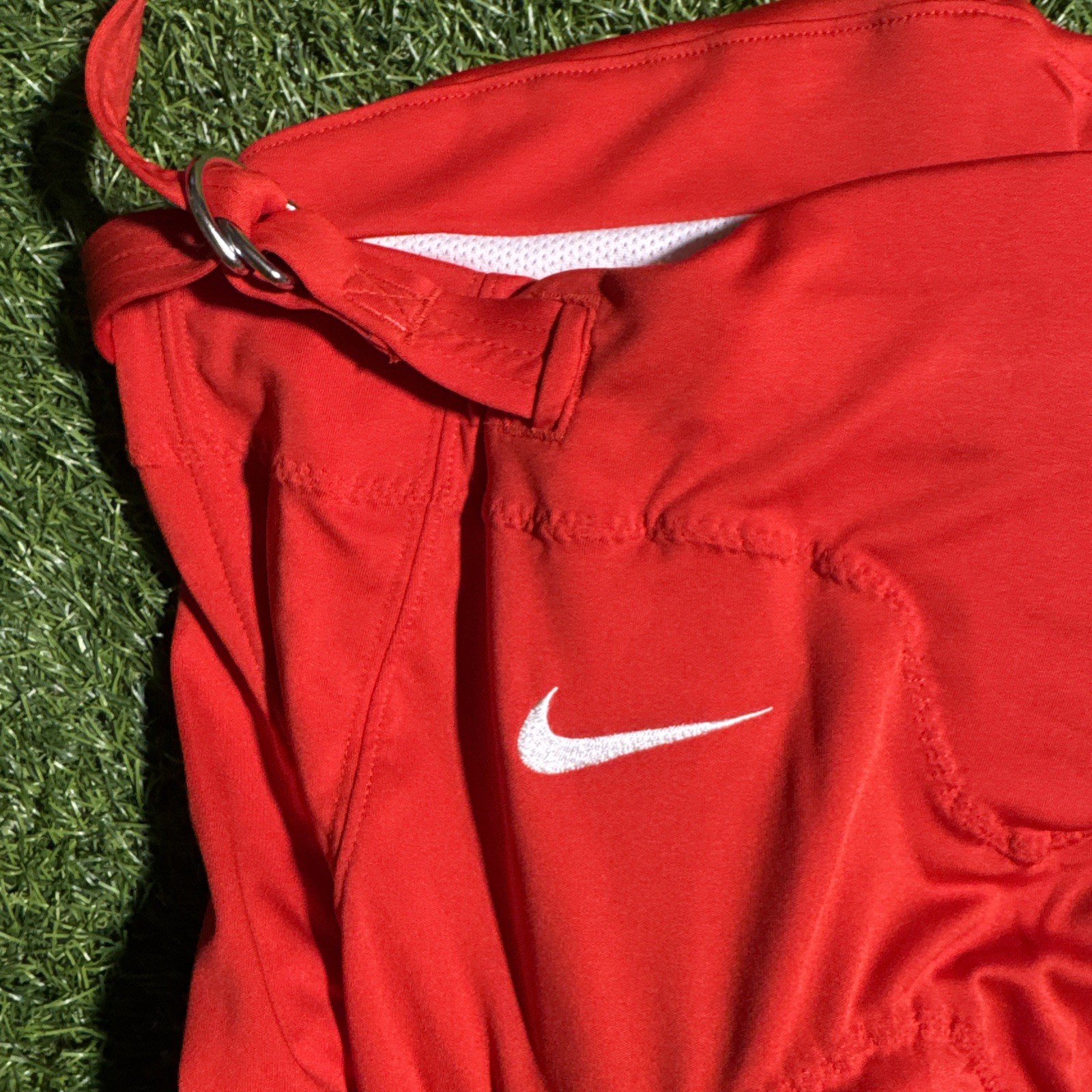 Nike Integrated Football Pad Pants Boys Size XL Red Dri-FIT Youth DJ5731