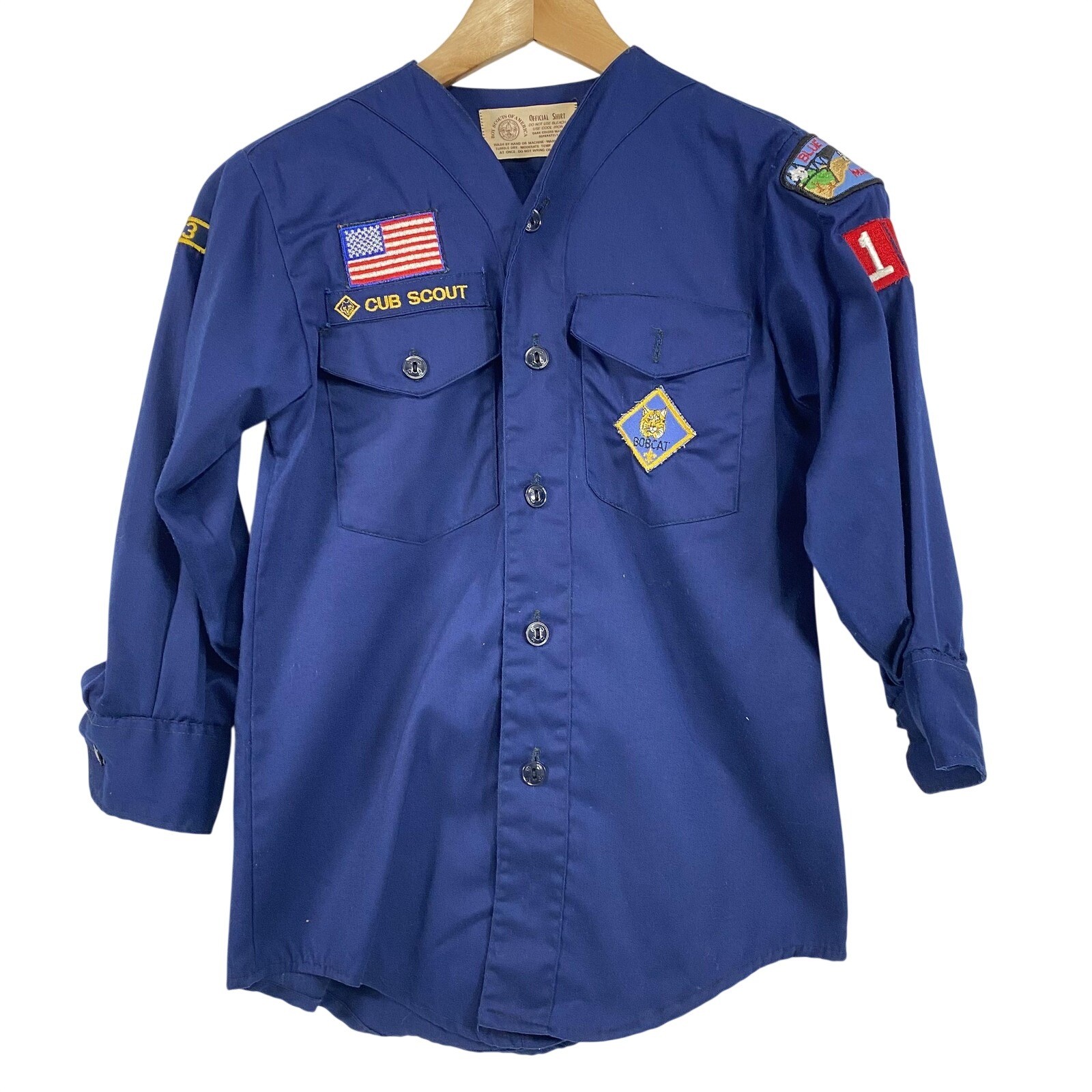 Vintage Boy Scouts of America Cub Scout Shirt Youth Medium Long Sleeve Patches 9