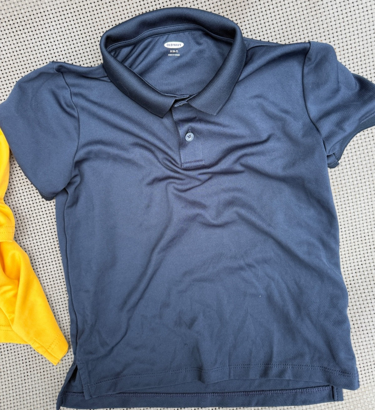 LOT of 6 Boys uniform IZOD,OLD NAVY,GEORGE PERFORMANCE Fabric Polo Shirts 6-7