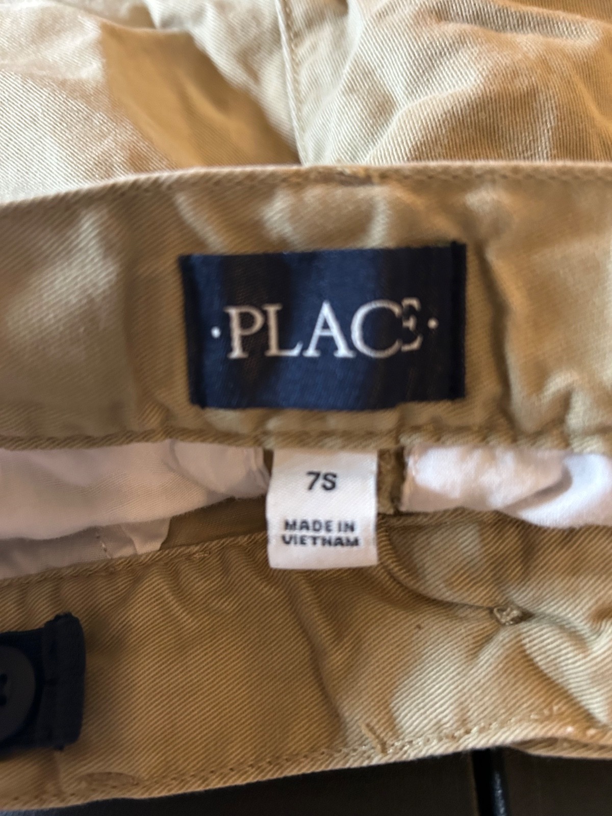 L@@K – Boys Khaki Children’s Place School Uniform Shorts Sz 7 Slim Adj waist
