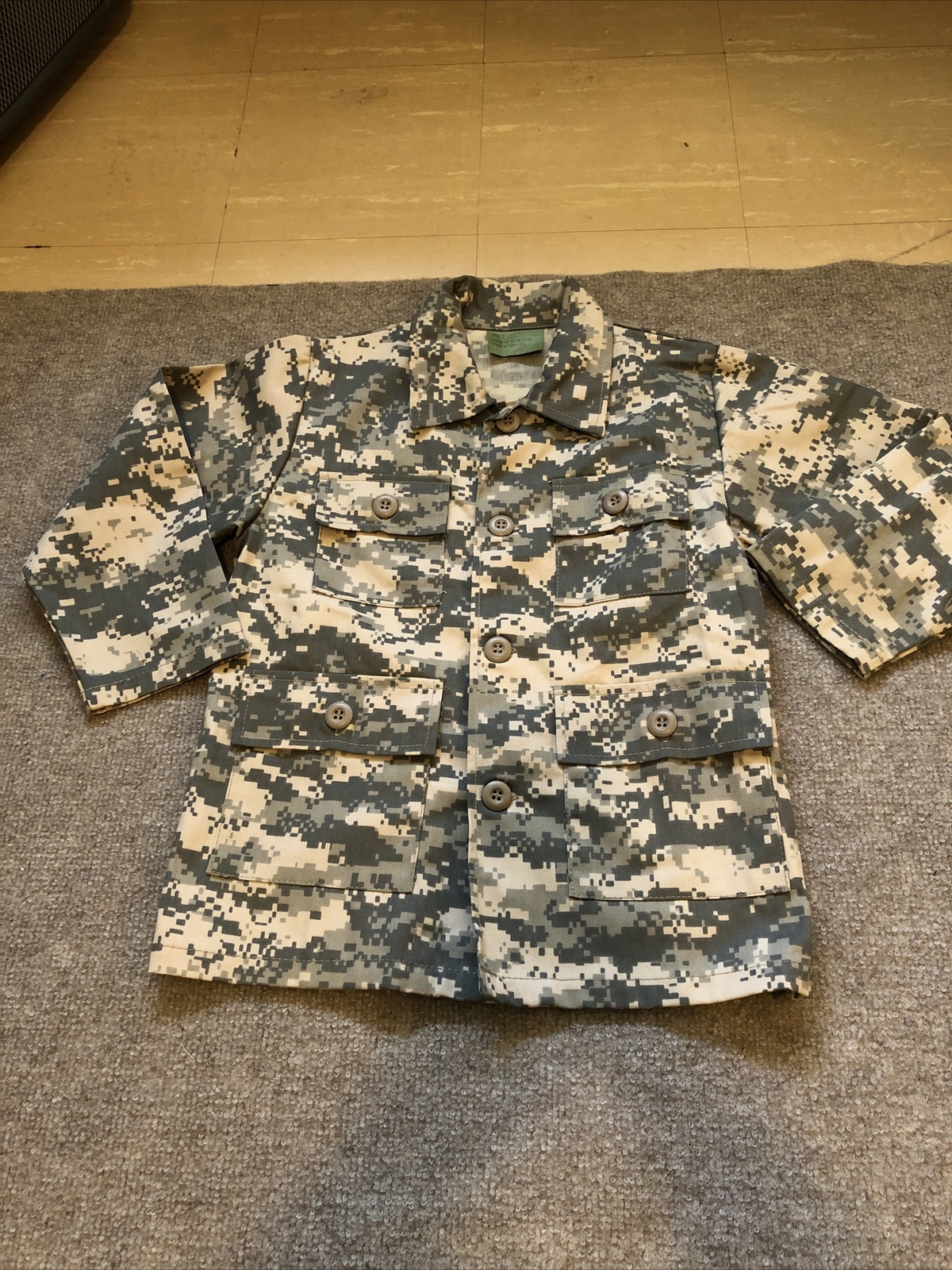2 Rothco Kids ACU Camo Fatigue Buttoned Shirts Size Small And XL NWT